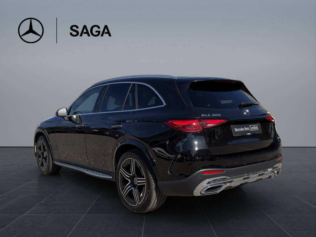 MERCEDES-BENZ GLC 300 AMG Line 4matic-showroom-element-3
