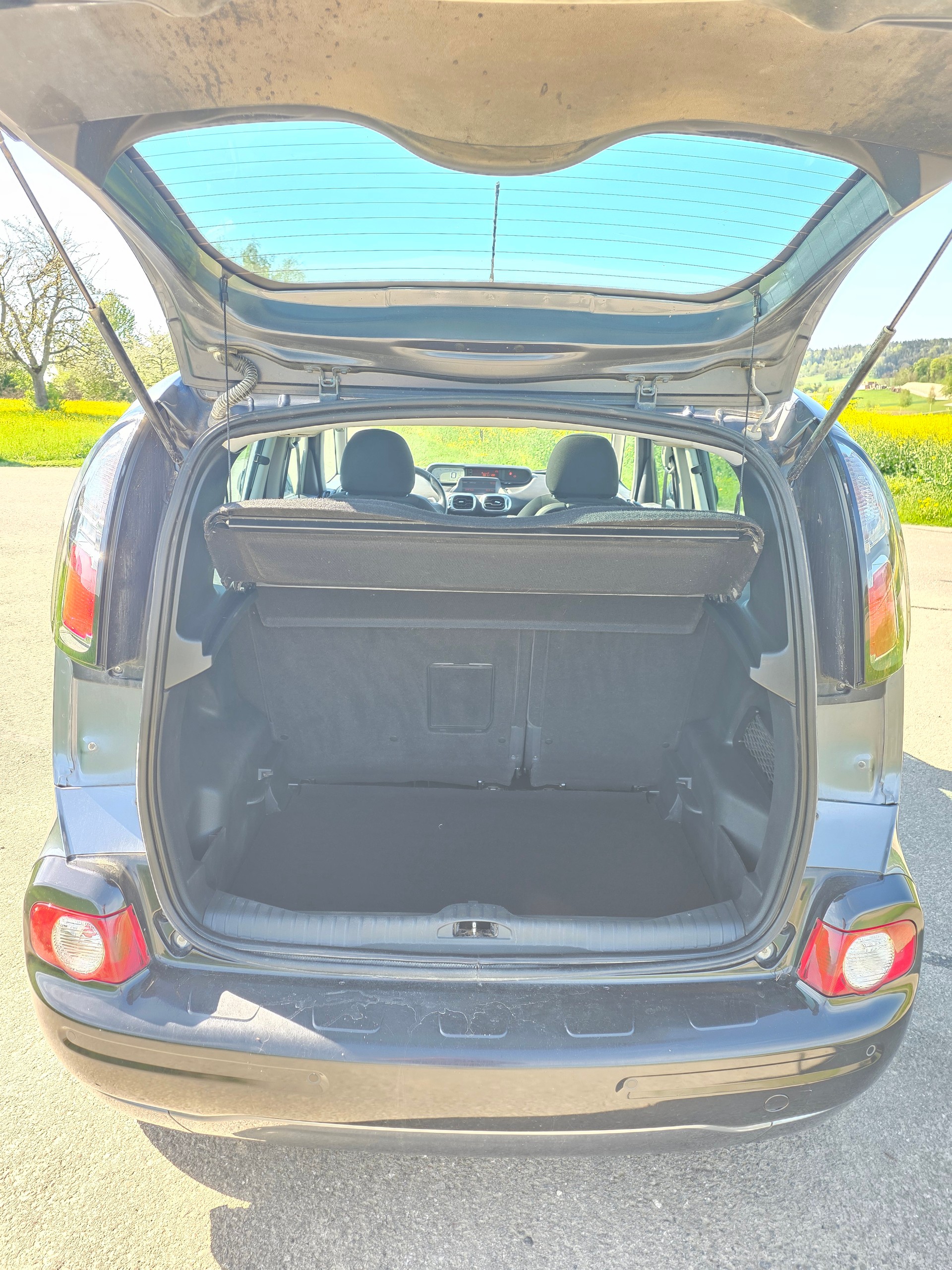 CITROEN C3 Picasso 1.6i 16V Exclusive EGS6-image-5