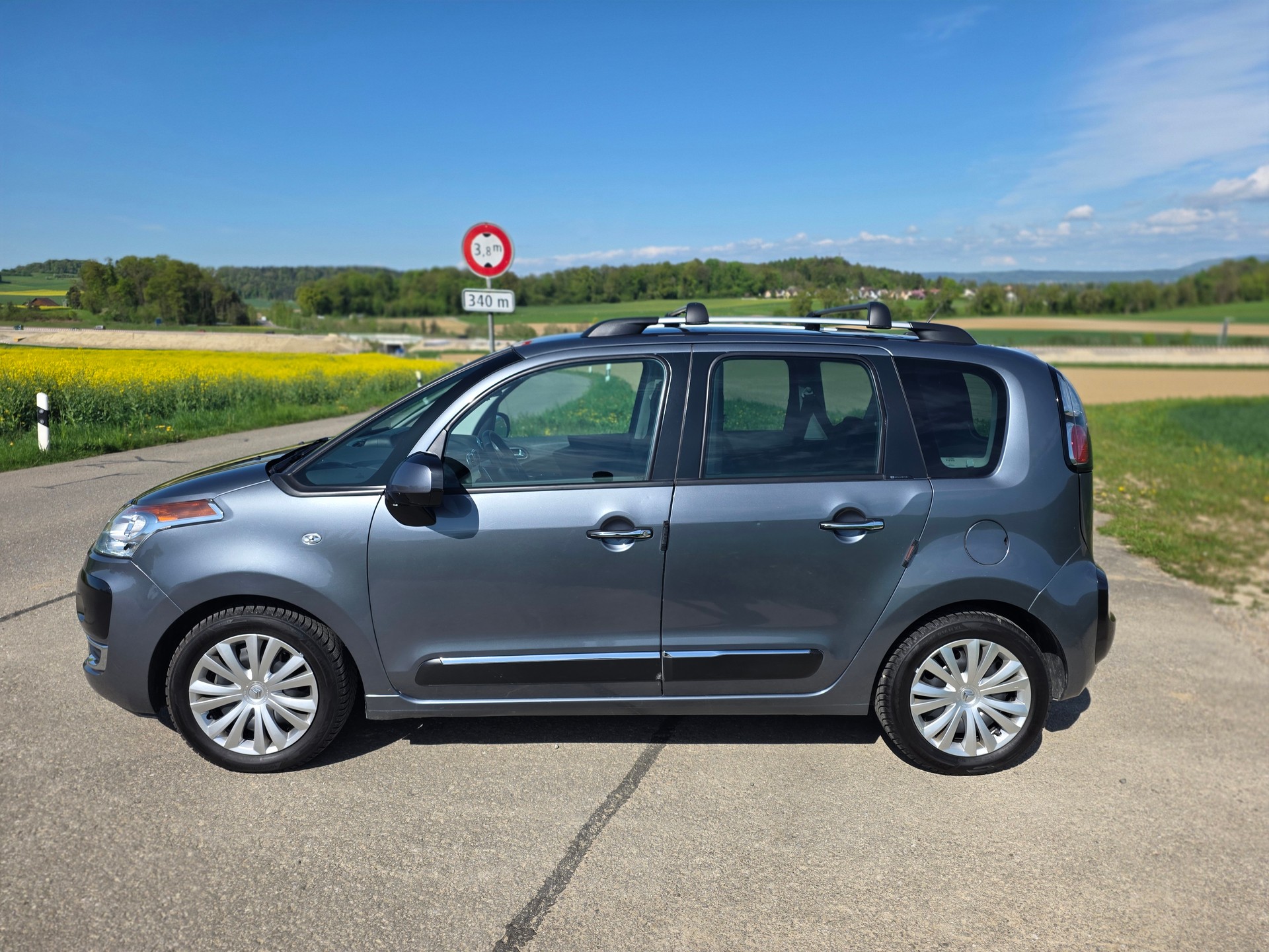 CITROEN C3 Picasso 1.6i 16V Exclusive EGS6-image-7