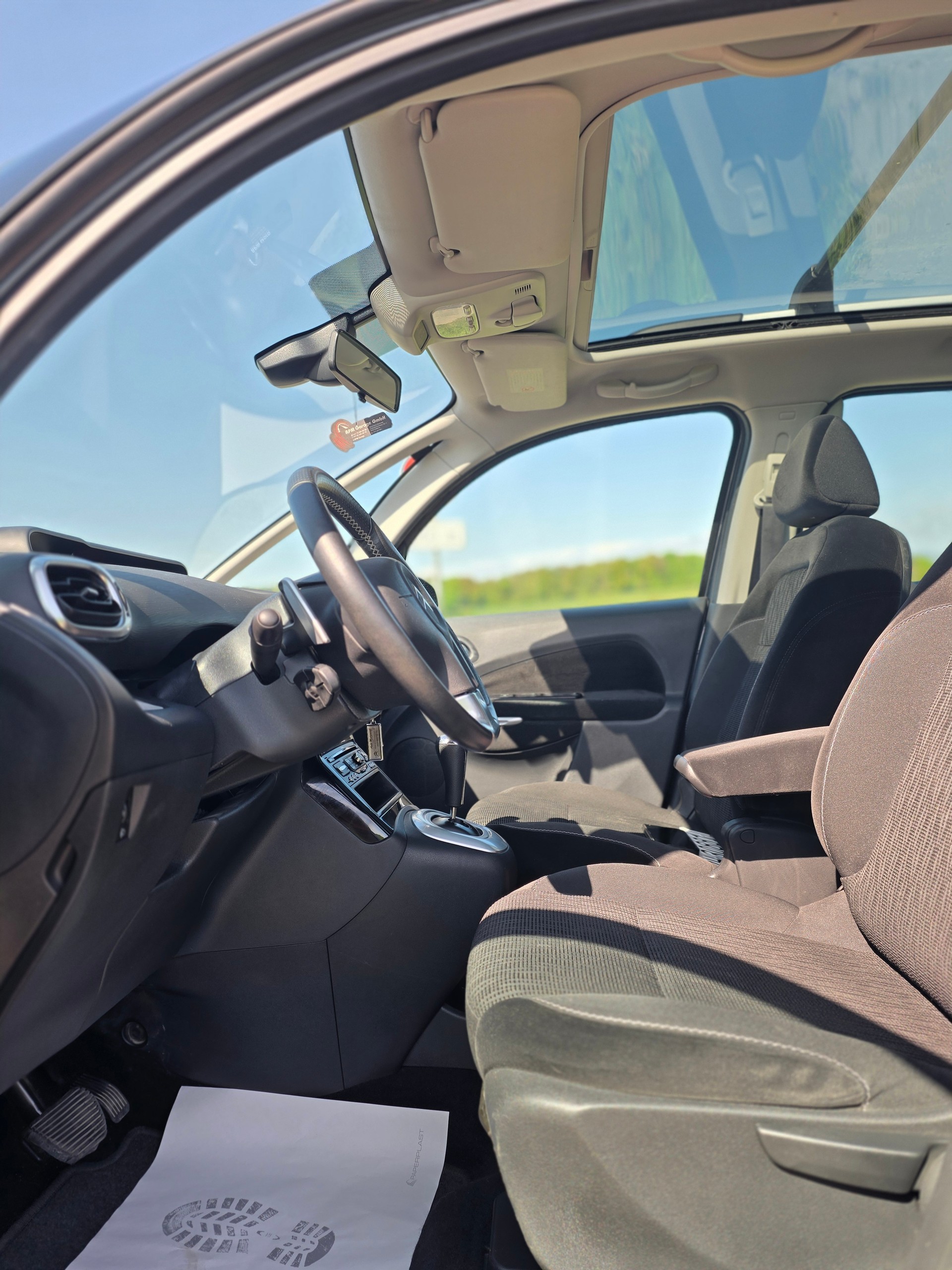 CITROEN C3 Picasso 1.6i 16V Exclusive EGS6-image-9
