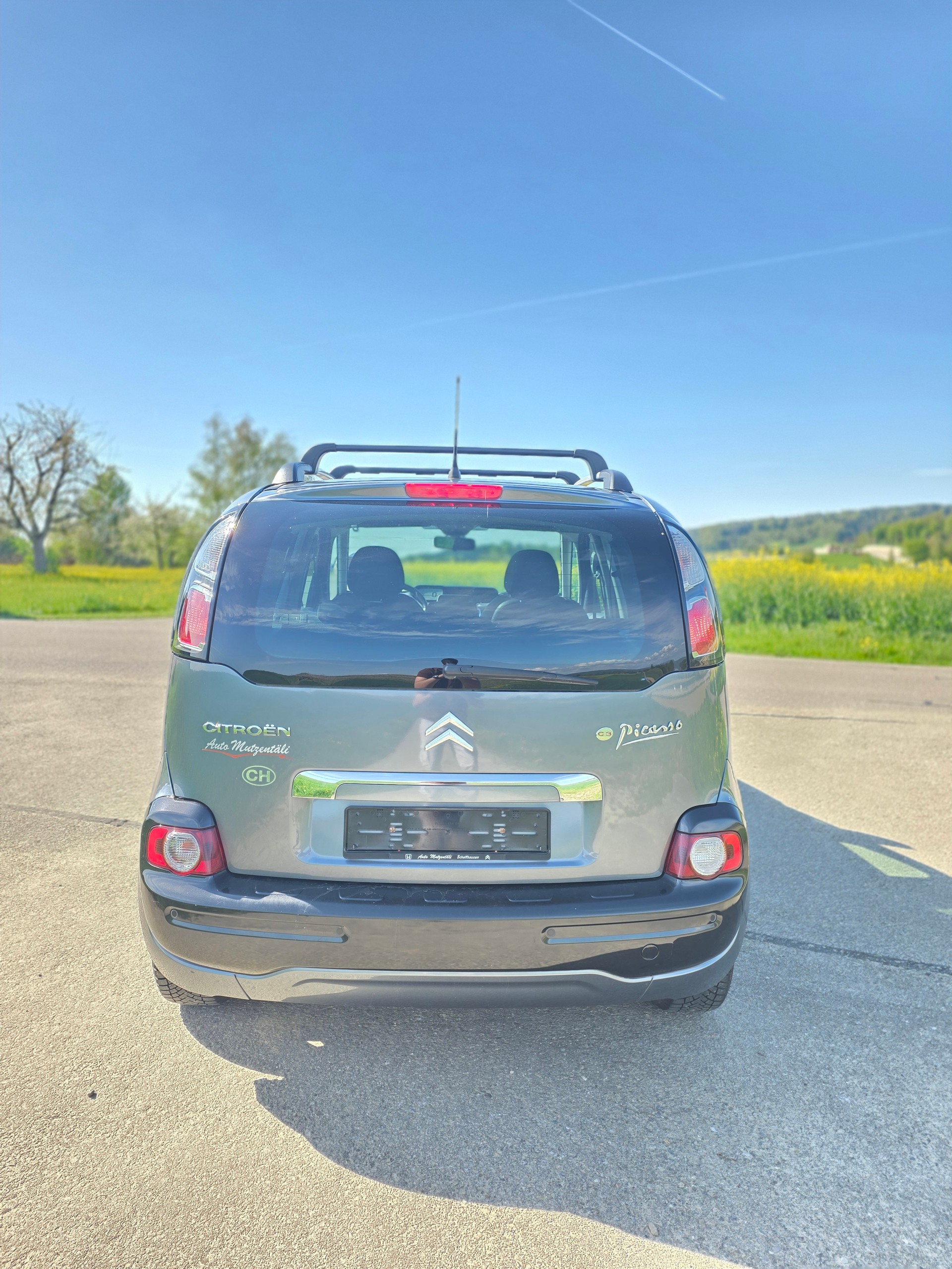 CITROEN C3 Picasso 1.6i 16V Exclusive EGS6-image-4