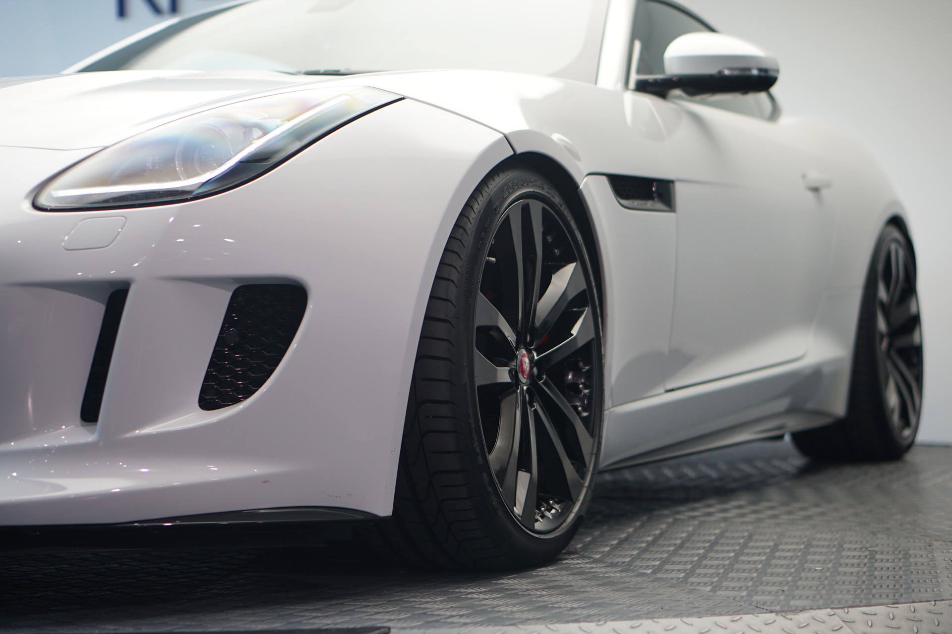 JAGUAR F-Type Coupé R 5.0 V8 S/C-image-37
