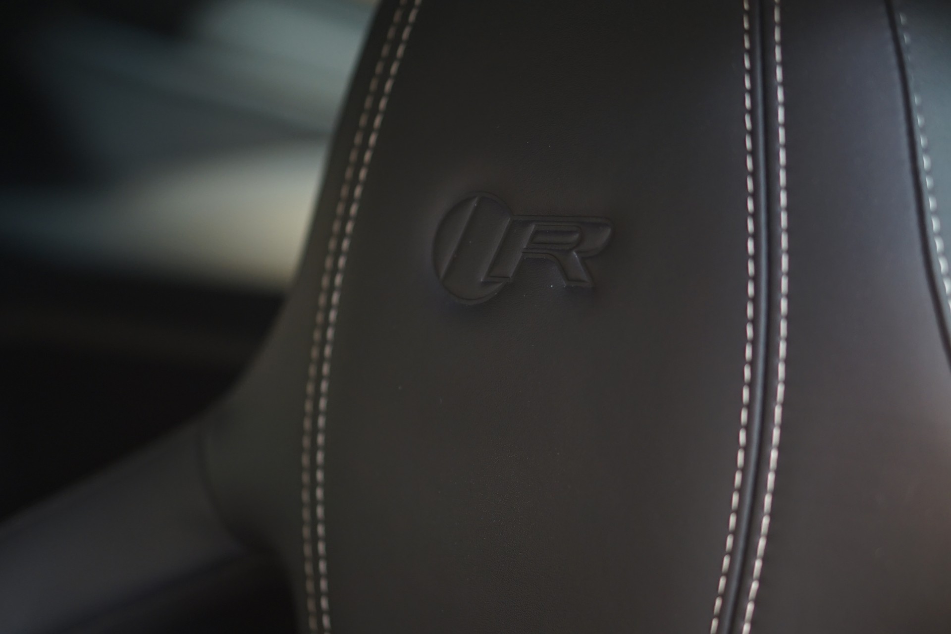 JAGUAR F-Type Coupé R 5.0 V8 S/C-image-28