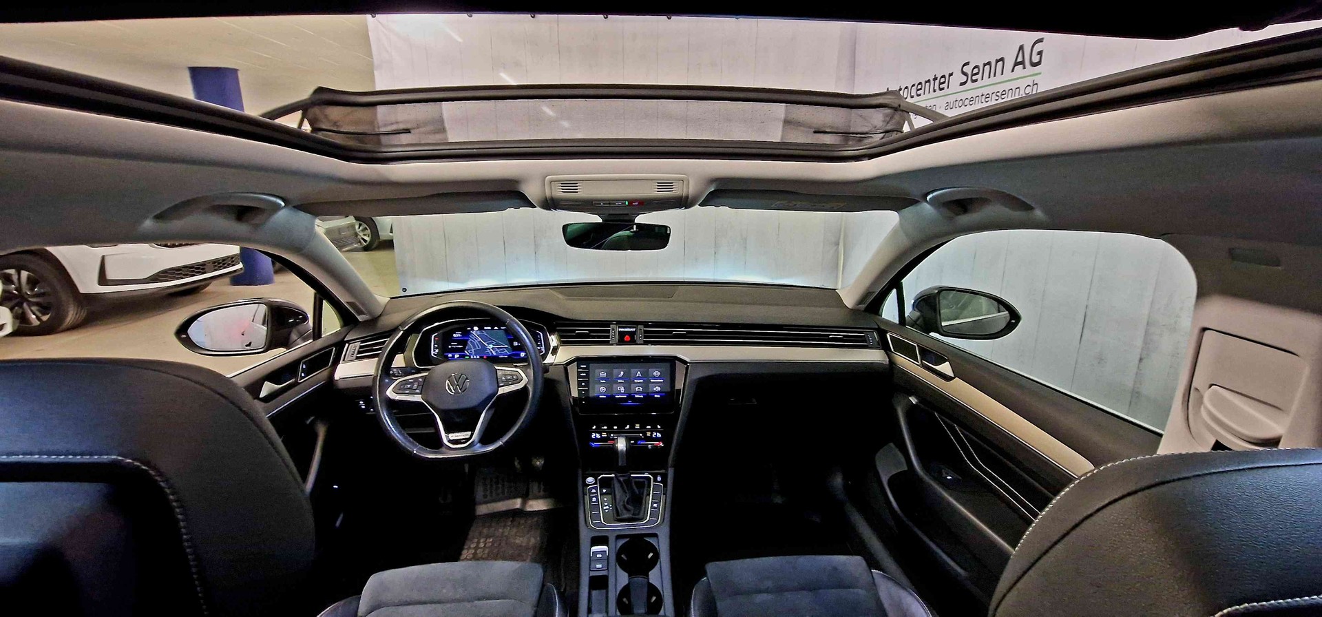 VW Passat 2.0 TDI BMT Elegance 4Motion DSG-image-15