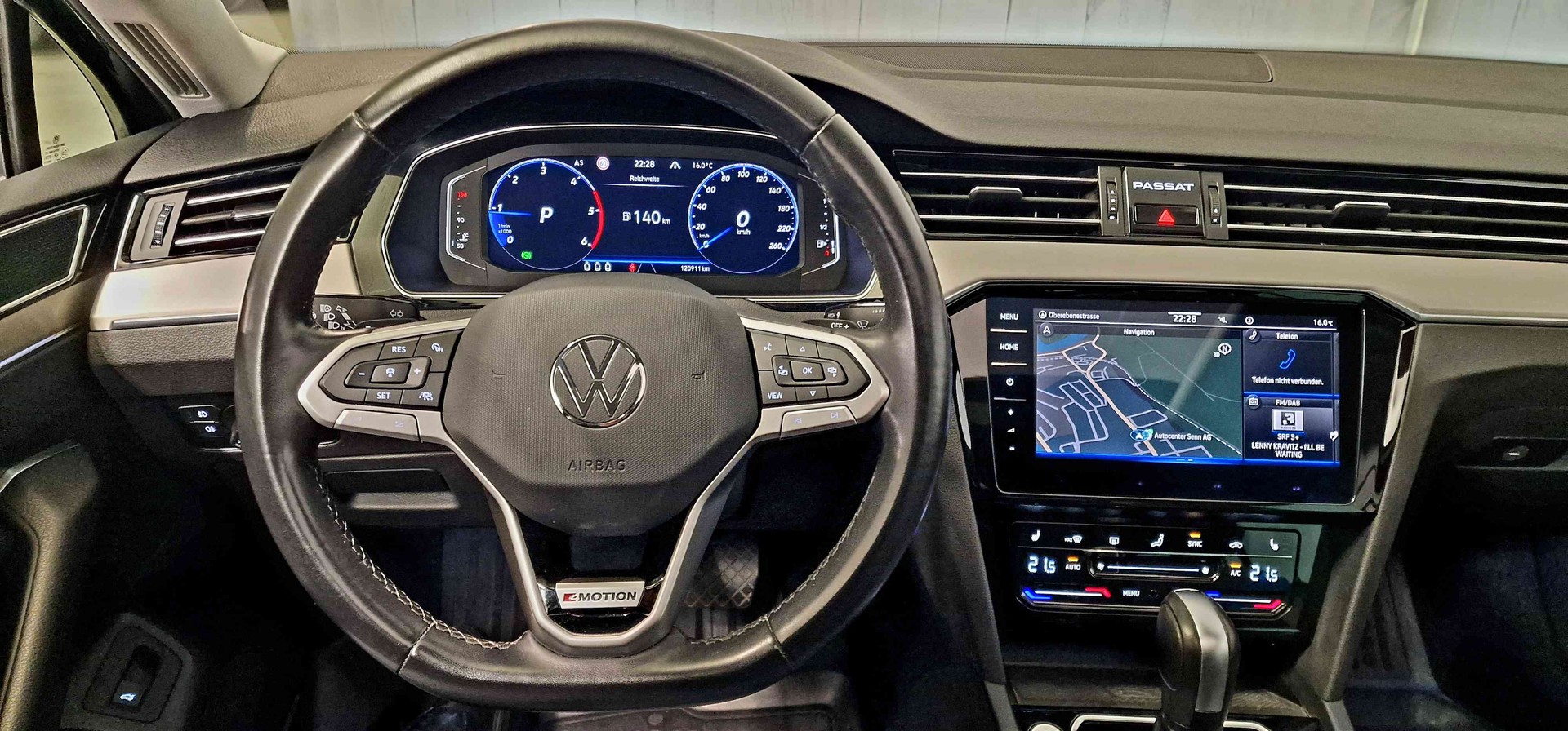 VW Passat 2.0 TDI BMT Elegance 4Motion DSG-image-4