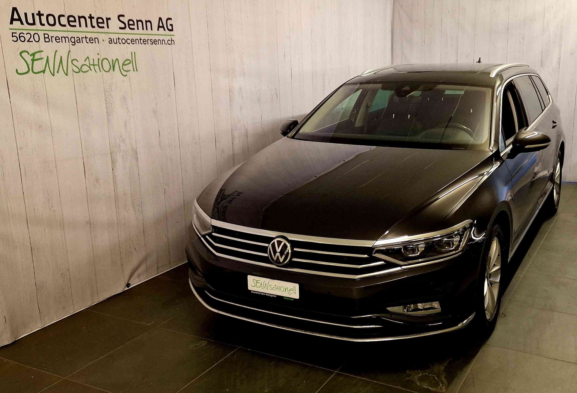VW Passat 2.0 TDI BMT Elegance 4Motion DSG-showroom-element-1