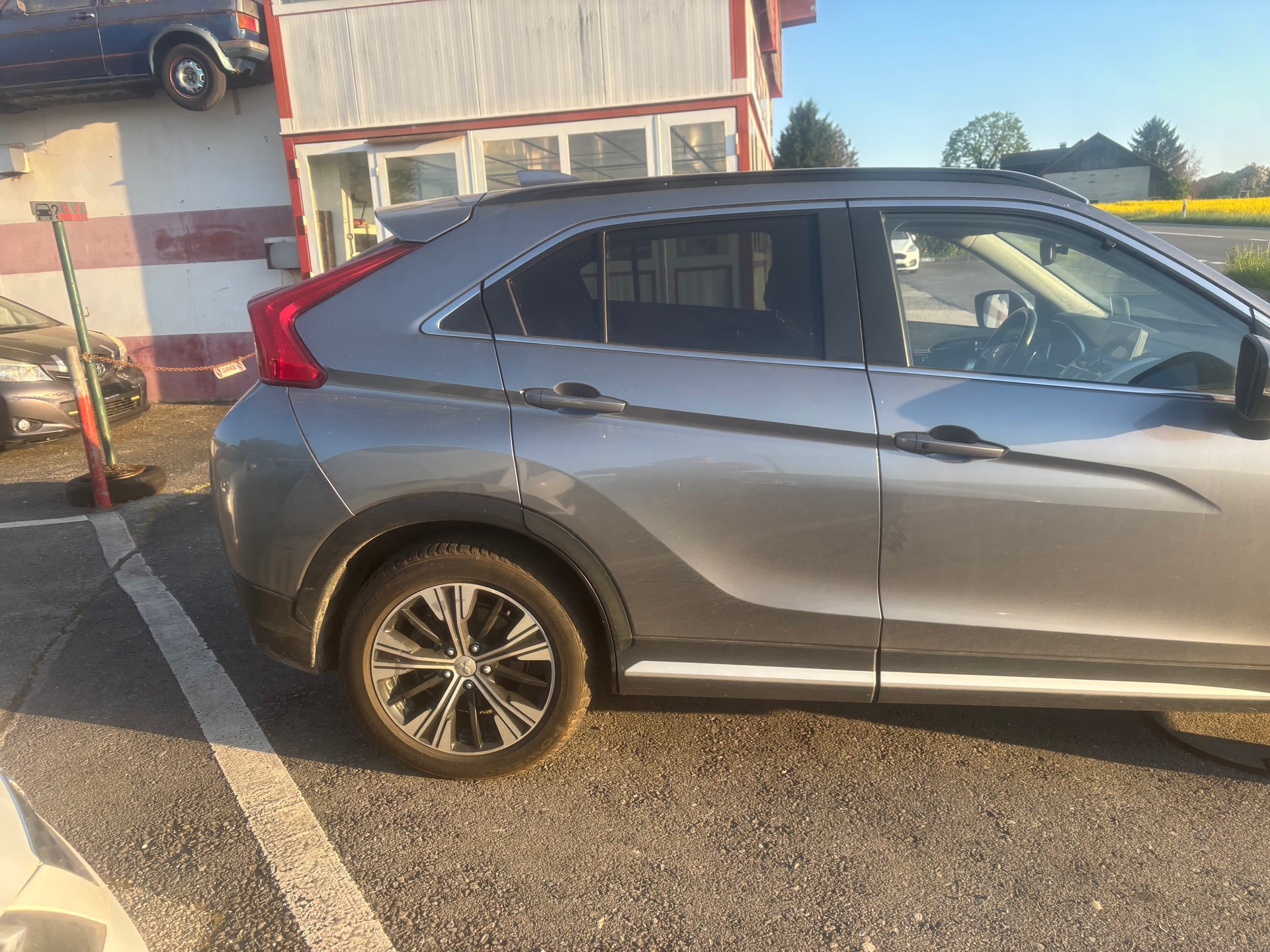MITSUBISHI Eclipse Cross 2.2DID Diamond 4WD-image-6