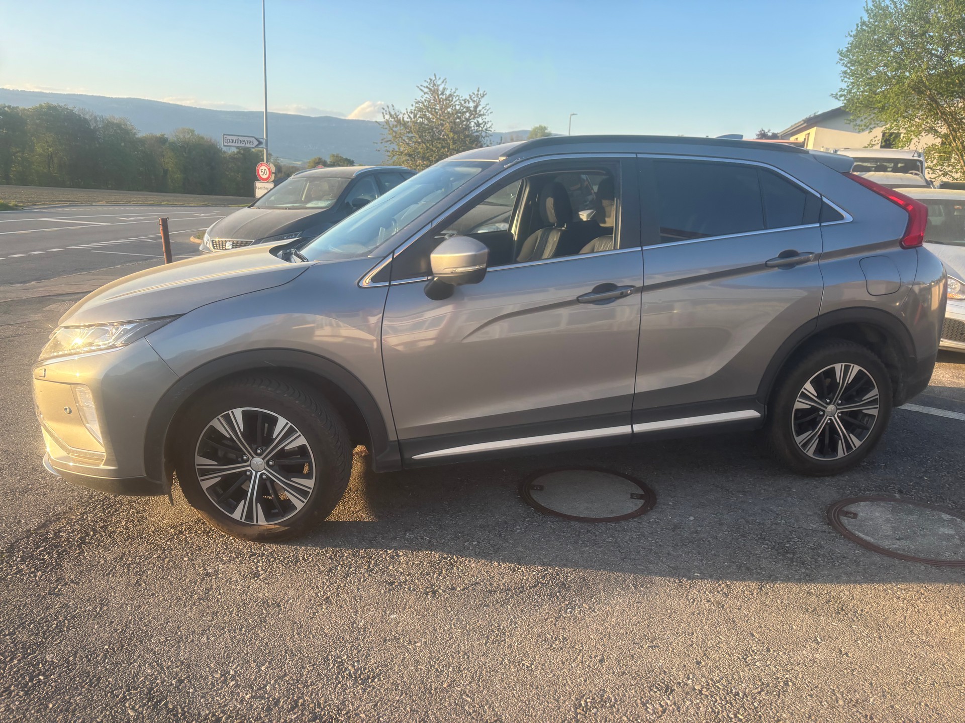 MITSUBISHI Eclipse Cross 2.2DID Diamond 4WD-image-1