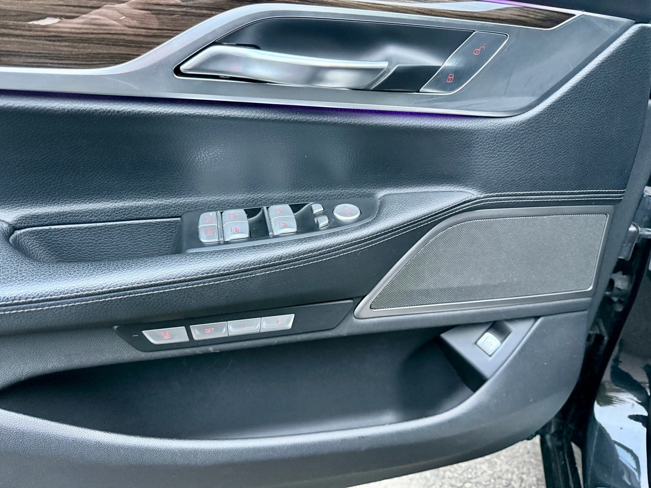 BMW 730Ld xDrive-image-14