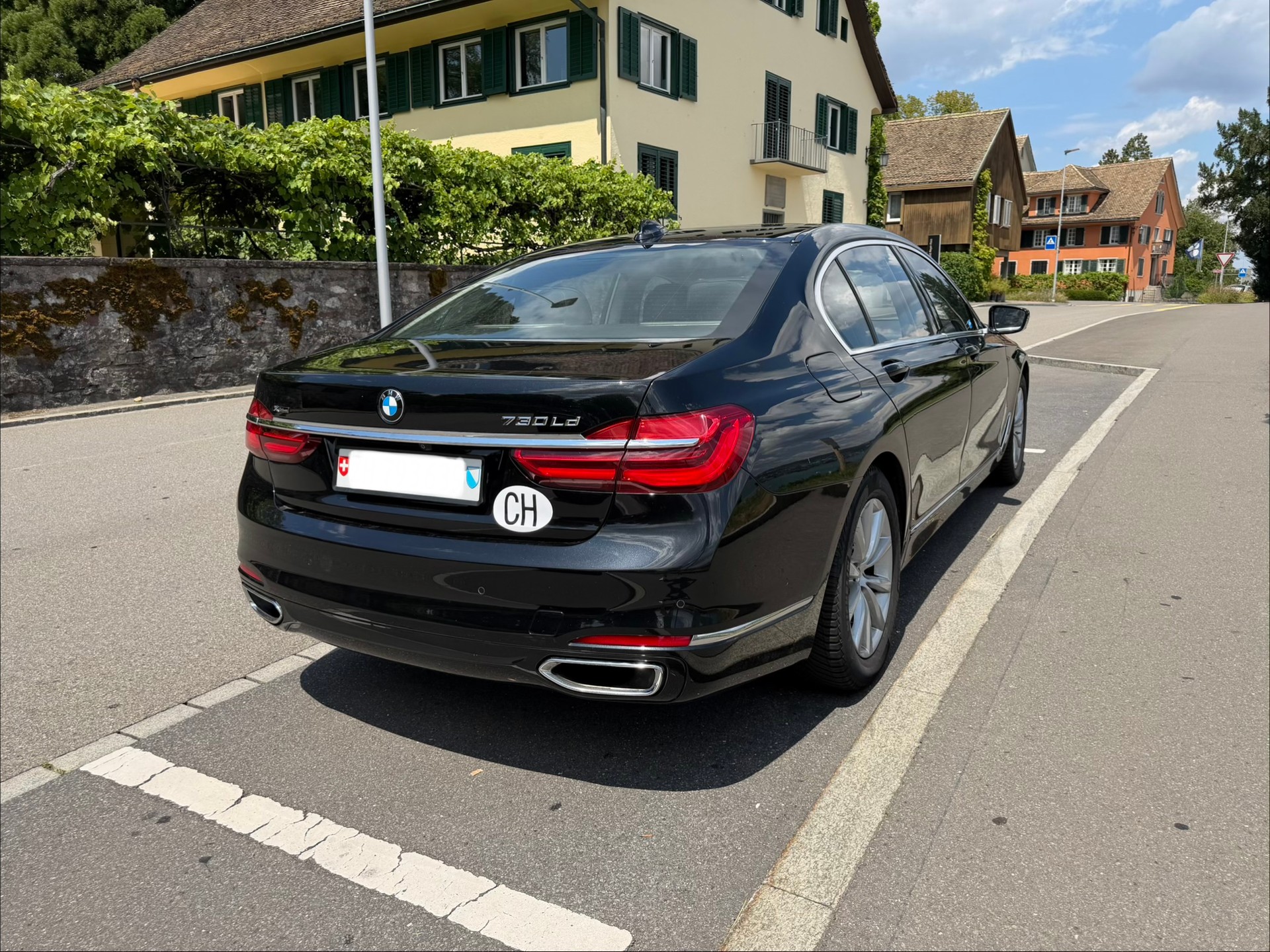 BMW 730Ld xDrive-image-4