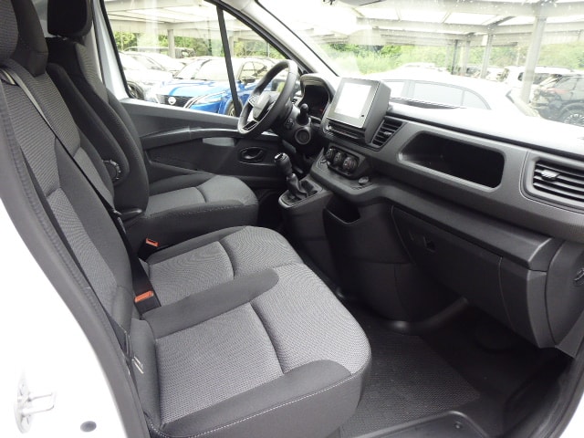 RENAULT Trafic 2.0 Blue dCi 130 Advance L1H1-image-5