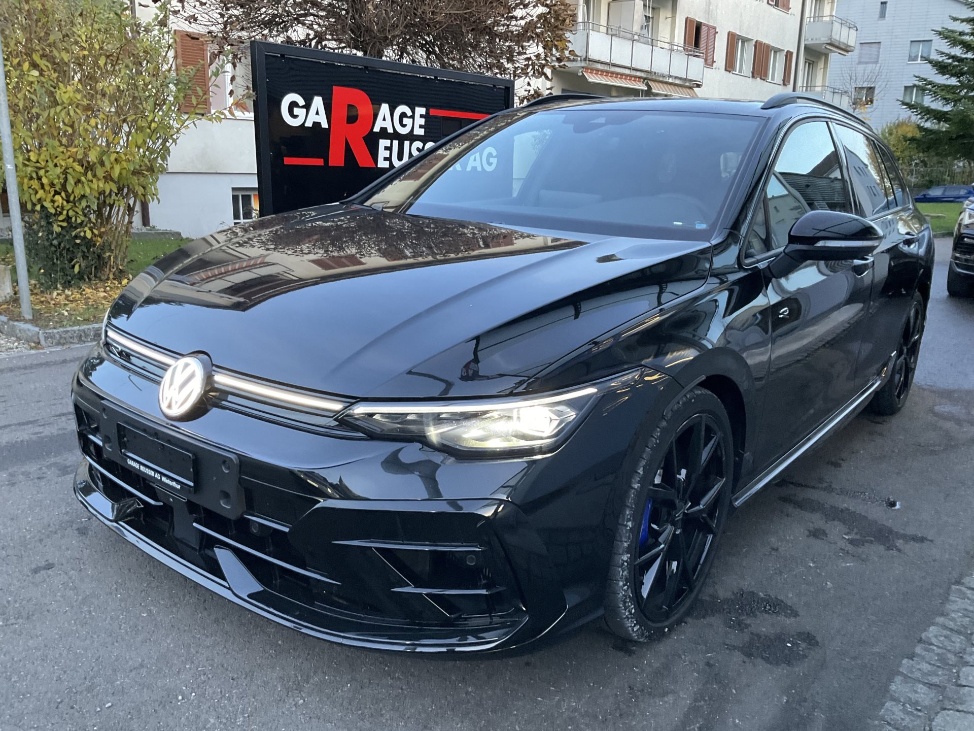 VW Golf Variant R 2.0 TSI 333PS 4 MOTION *** FACELIFT MIT TOPAUSSTATTUNG ***