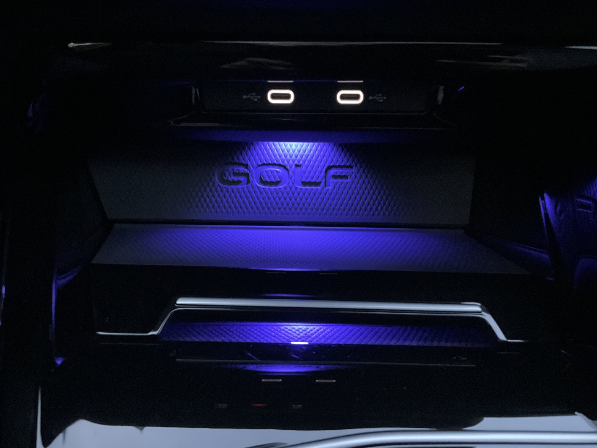 VW Golf Variant R 2.0 TSI 333PS 4 MOTION *** FACELIFT MIT TOPAUSSTATTUNG ***-image-23