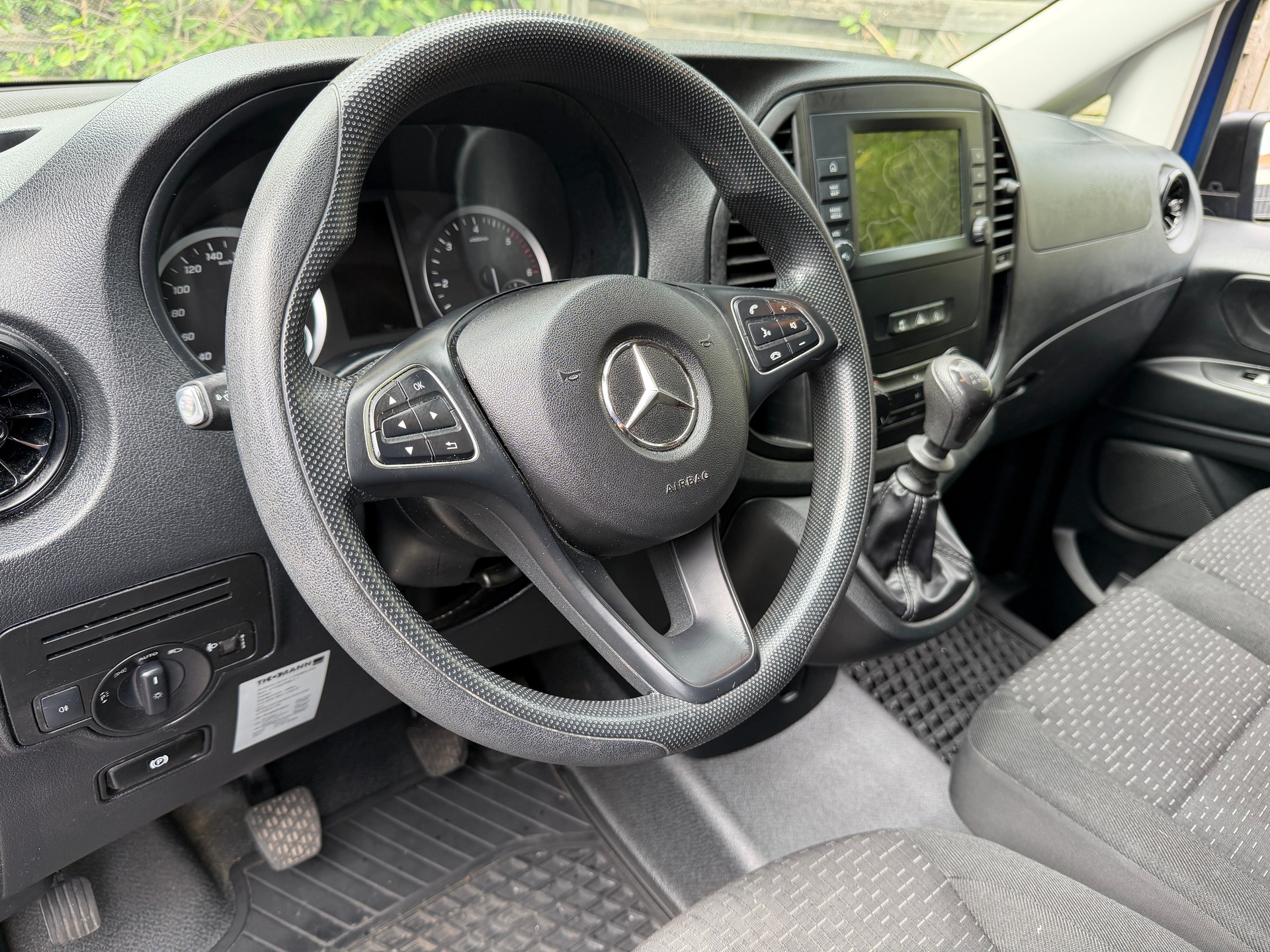 MERCEDES-BENZ Vito 116 CDI Base 3 Sitze-image-14