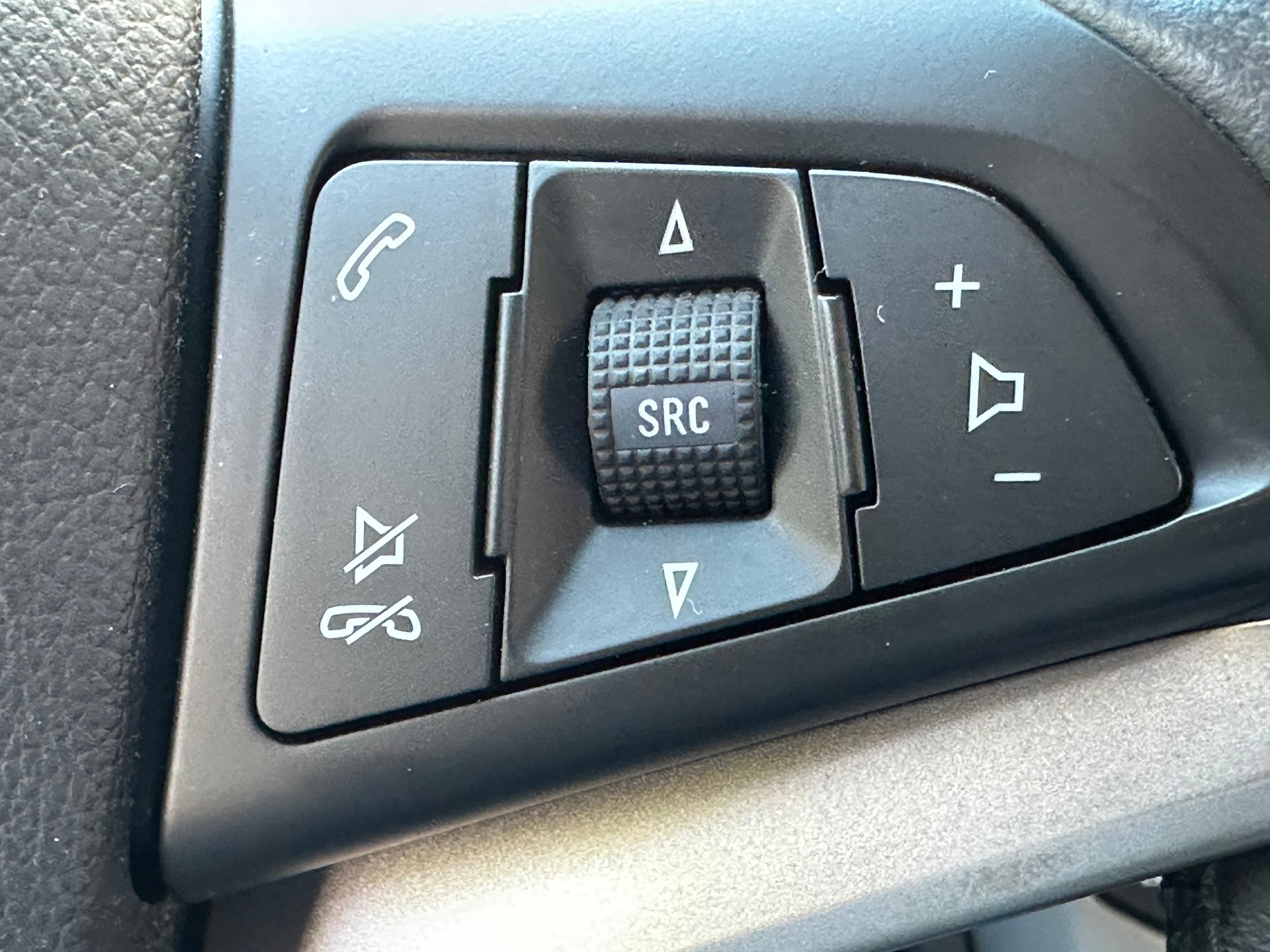 CHEVROLET AVEO 1.4 Automat-image-19