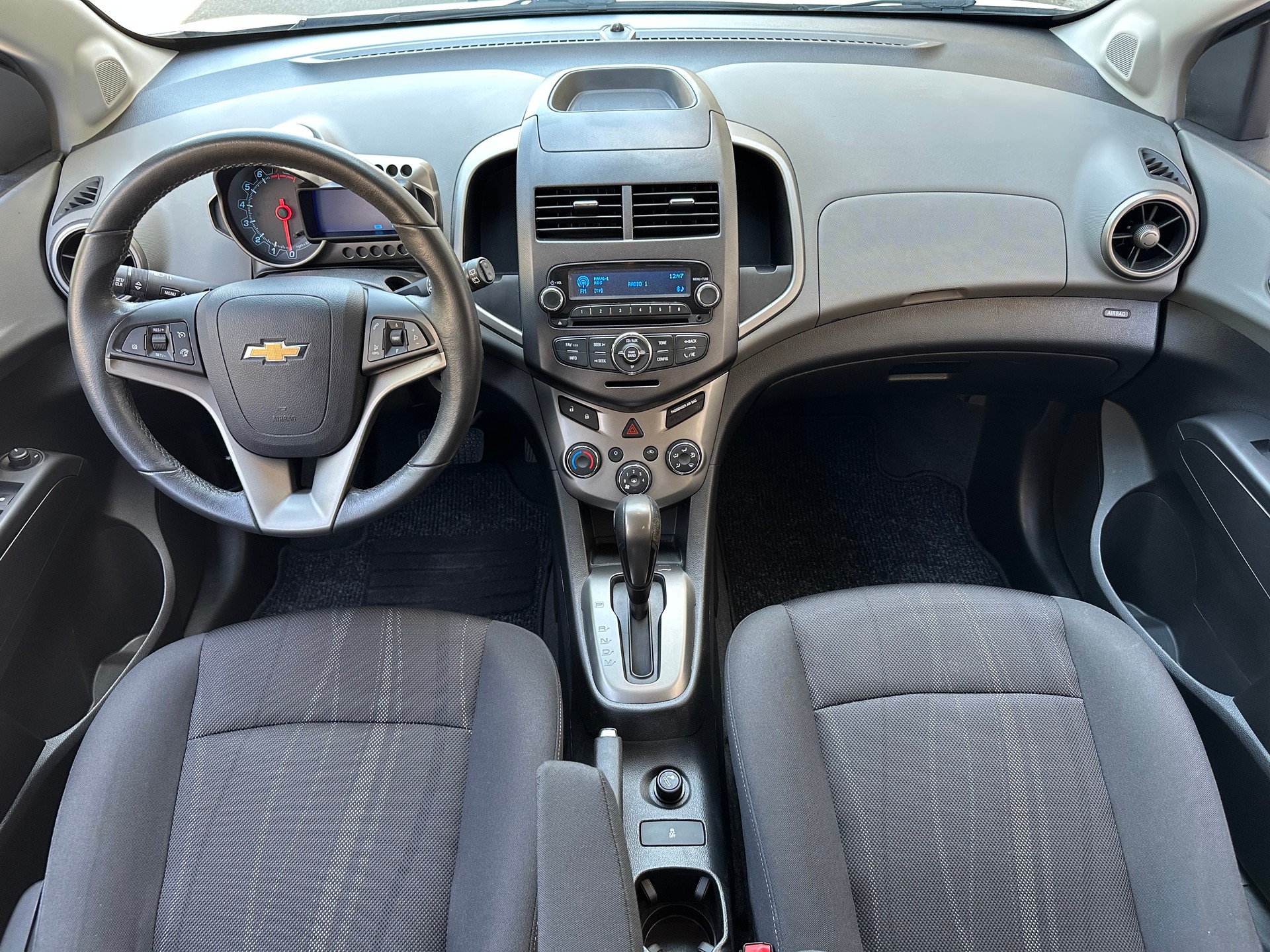 CHEVROLET AVEO 1.4 Automat-image-8
