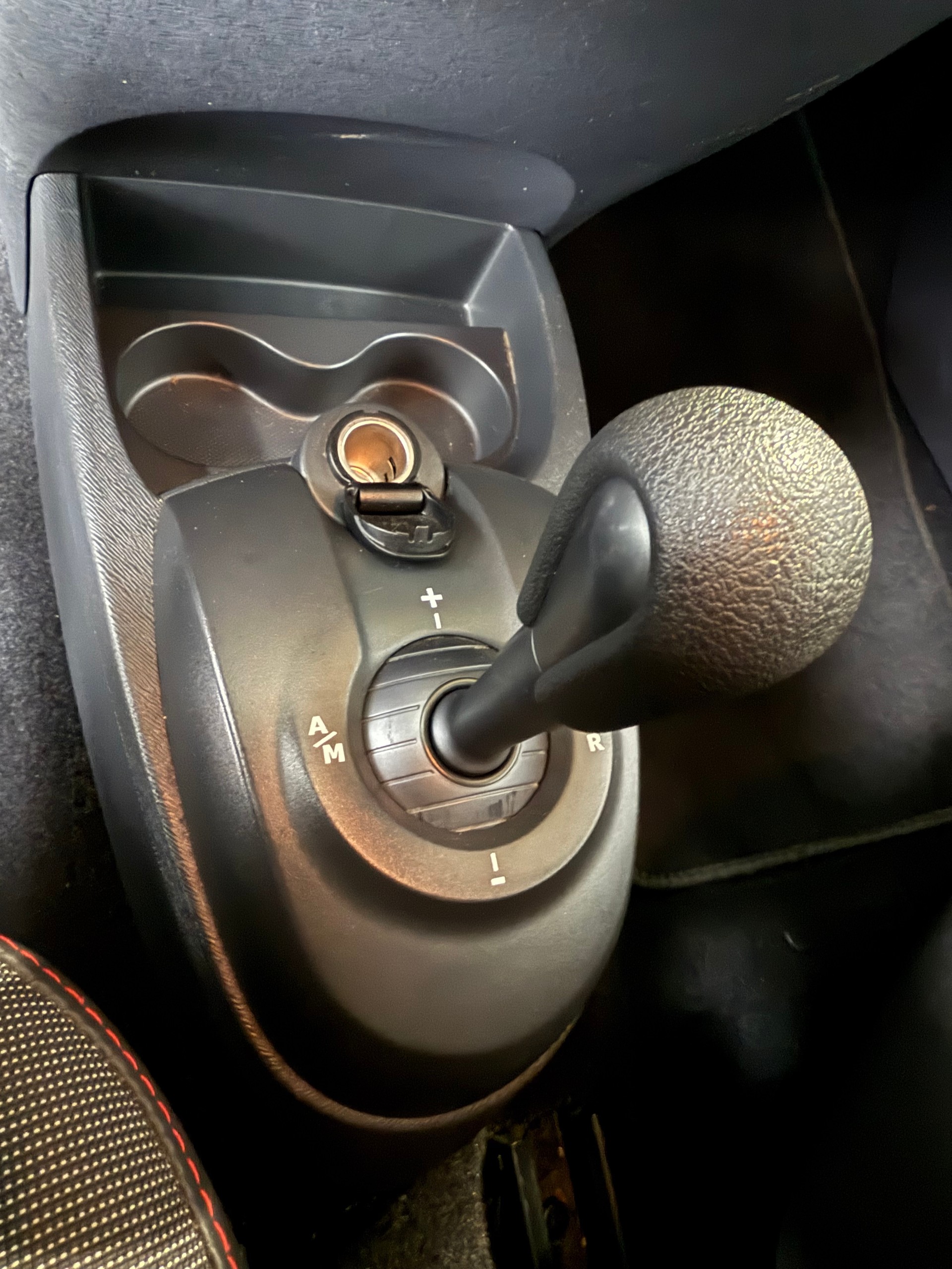 RENAULT Twingo 1.2 16V Dynamique Quickshift-image-9