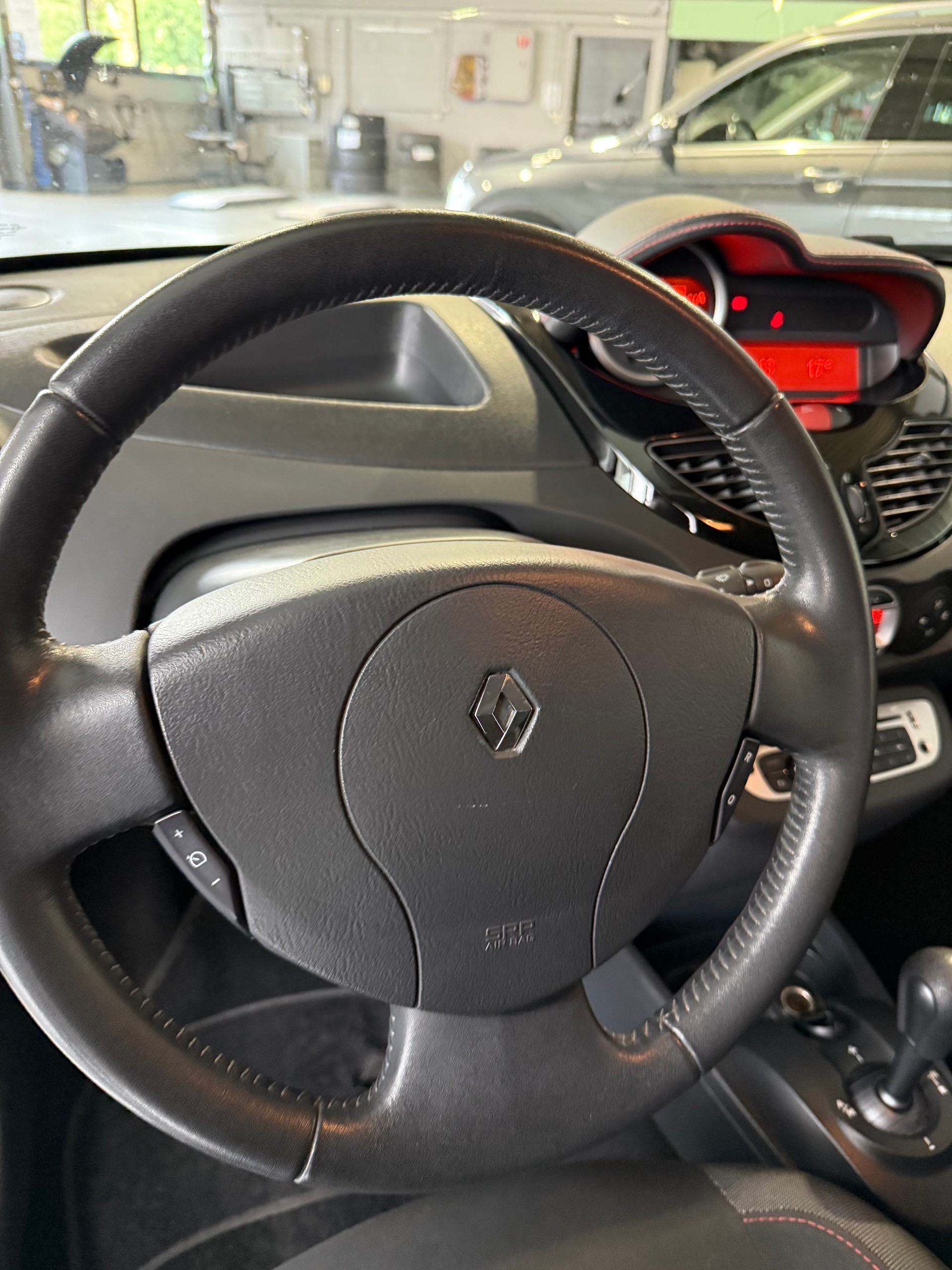 RENAULT Twingo 1.2 16V Dynamique Quickshift-image-11