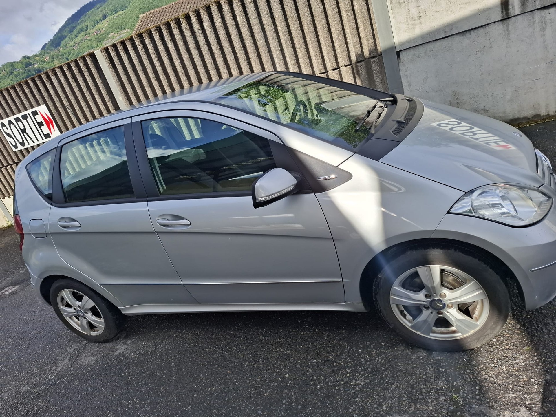 MERCEDES-BENZ A 180 (170) Classic Autotronic-showroom-element-1