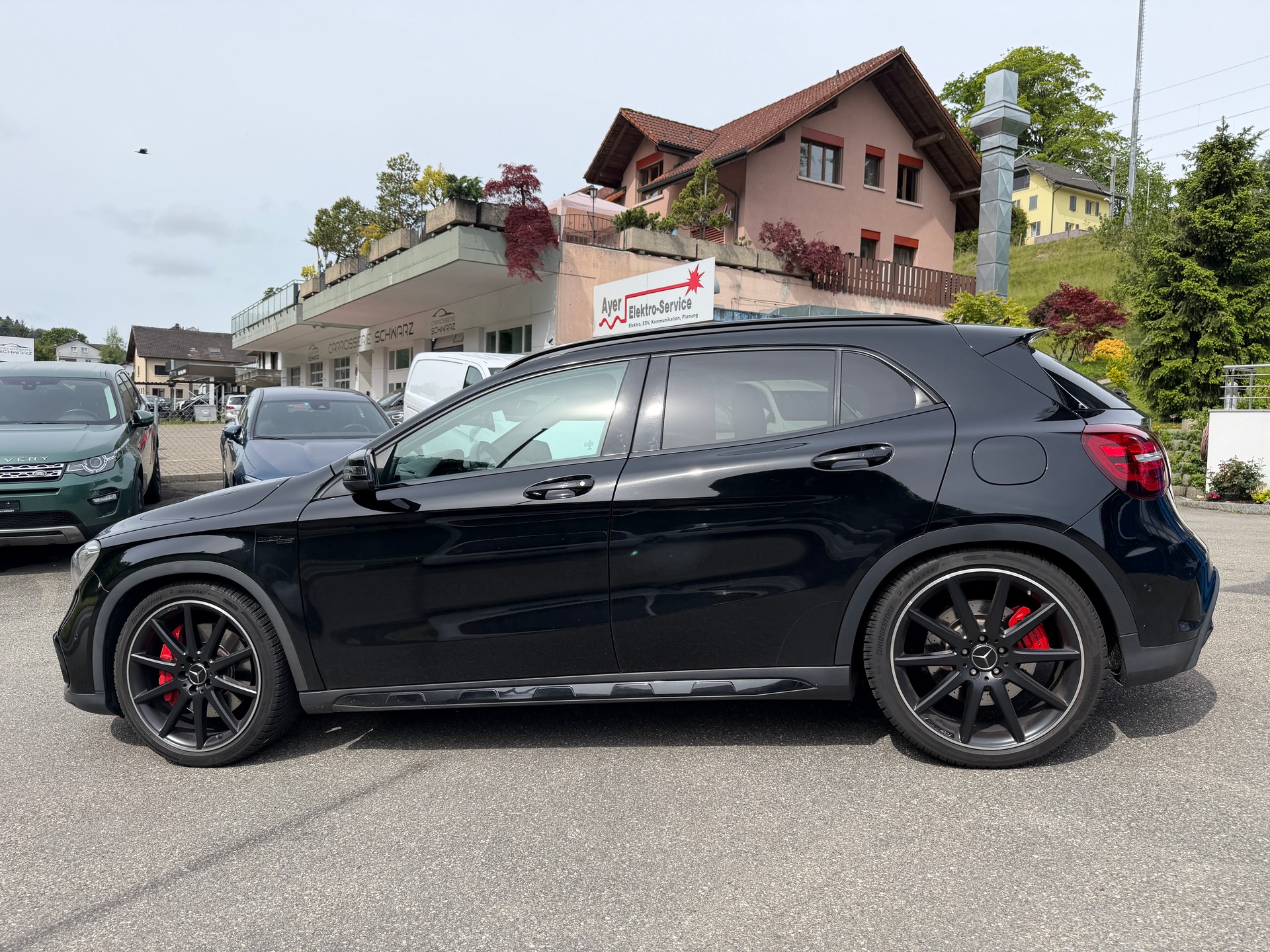 MERCEDES-BENZ GLA 45 AMG 4Matic 7G-DCT-image-5