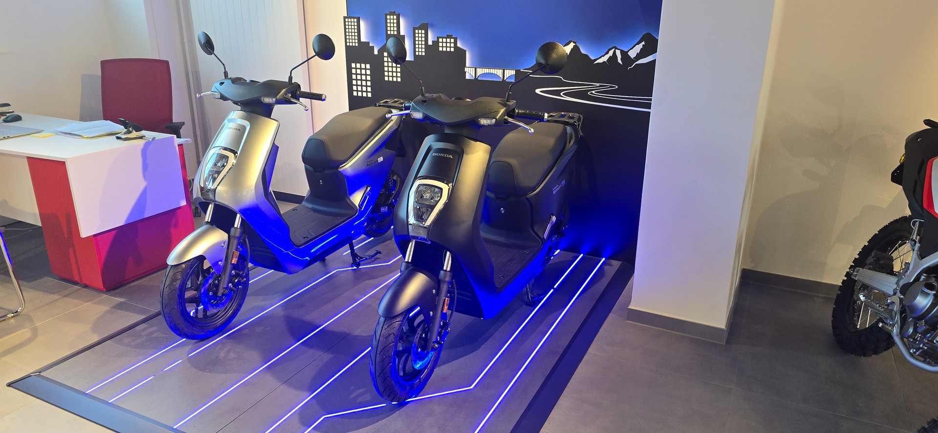 HONDA EM1-E-image-2