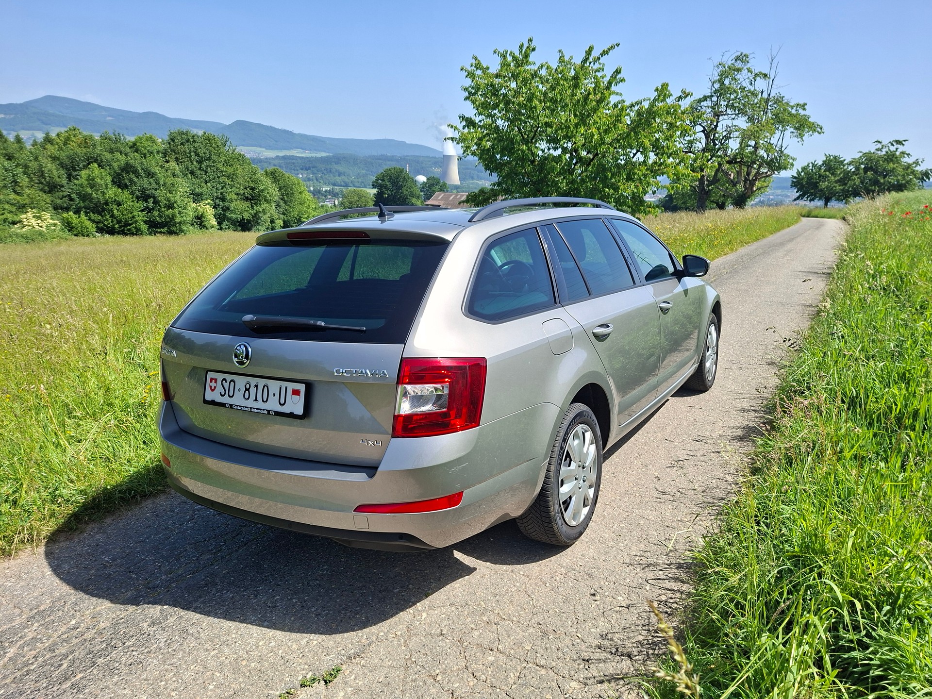 SKODA Octavia Combi 1.8 TSI Style 4x4 DSG-image-5