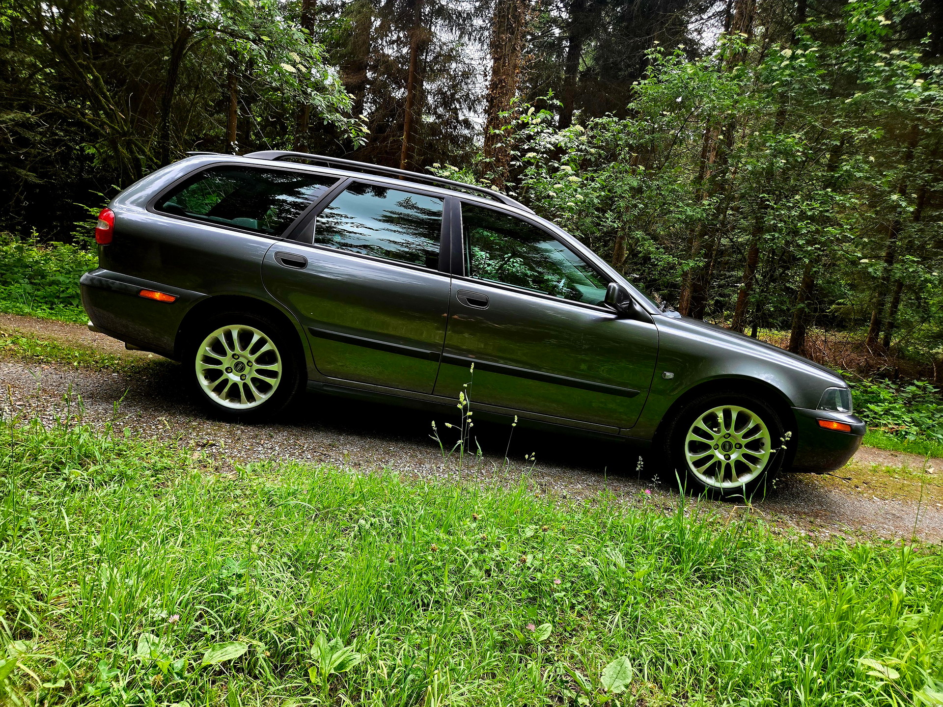 VOLVO V40 2.0T Nordic-image-9