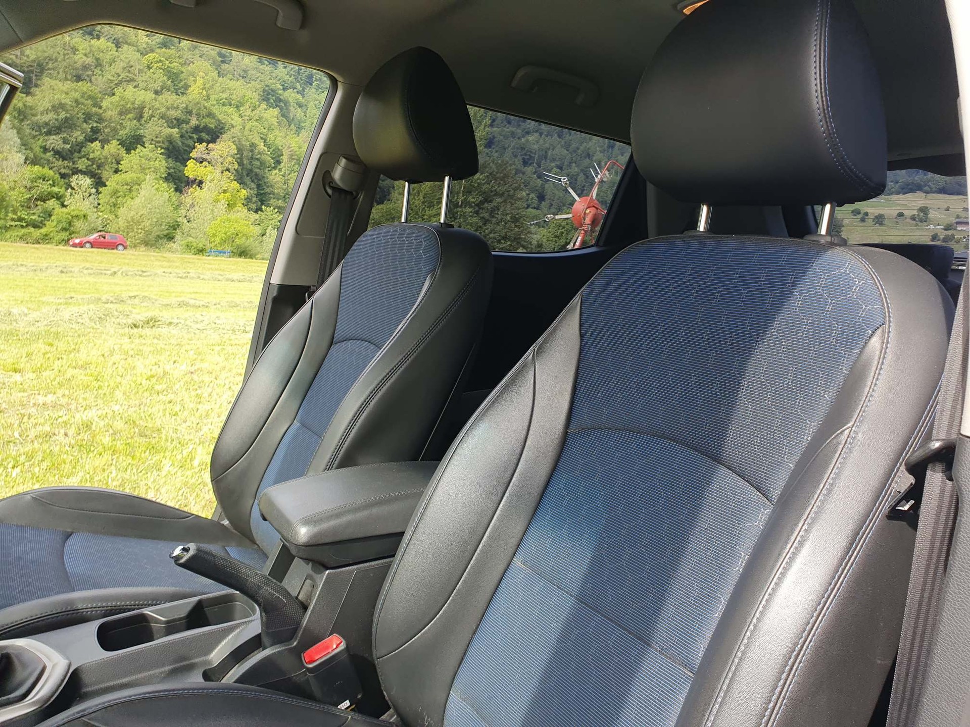 KGM-SsangYong Tivoli 1.6 e-XDi ME Edition 4WD-image-9