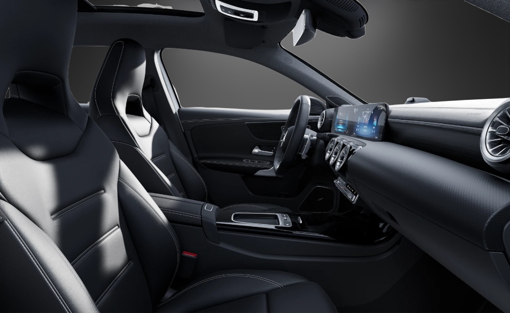 MERCEDES-BENZ A AMG 35 4Matic 8G-DCT-image-9
