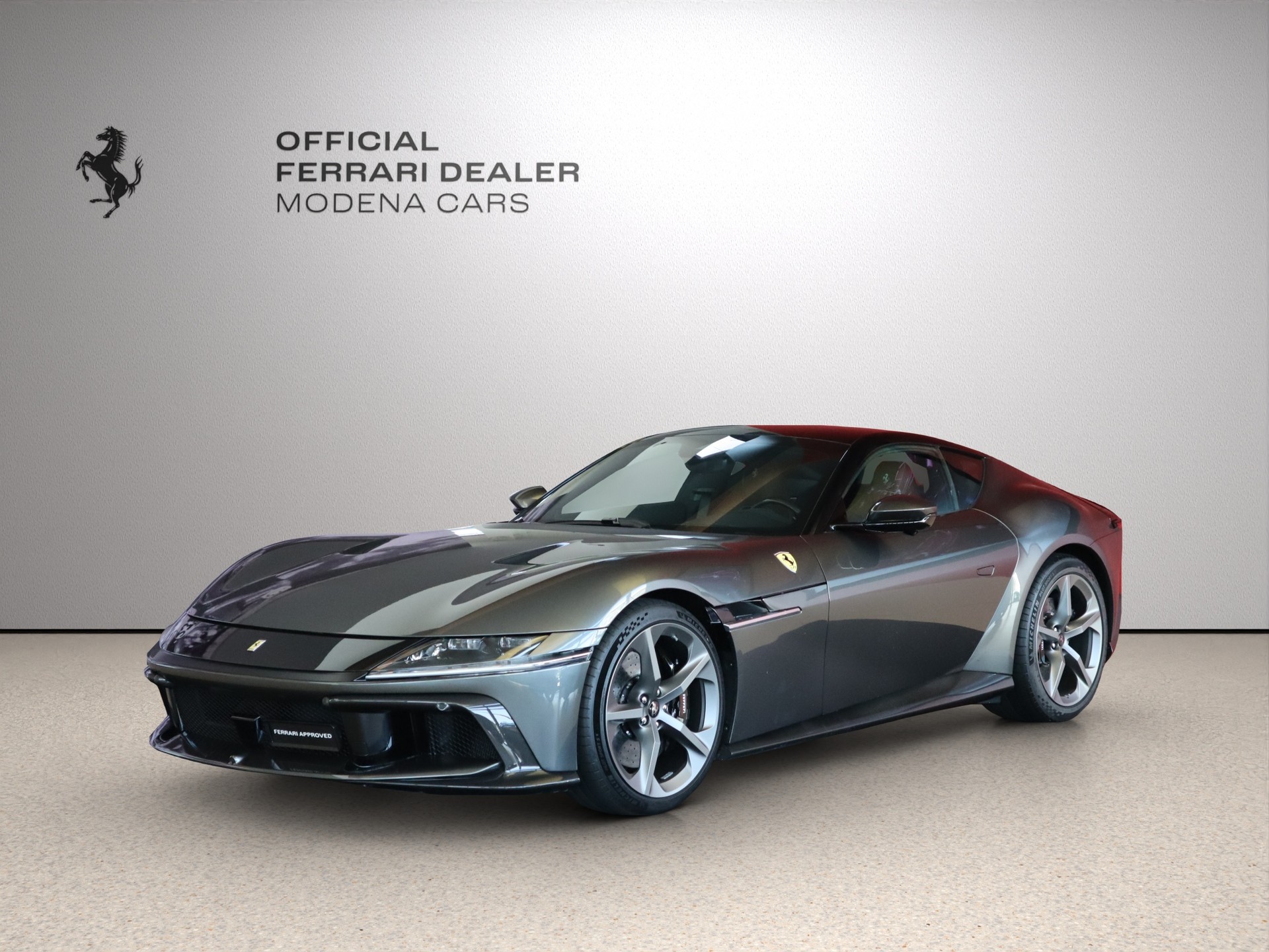 FERRARI 12 Cilindri-image-6