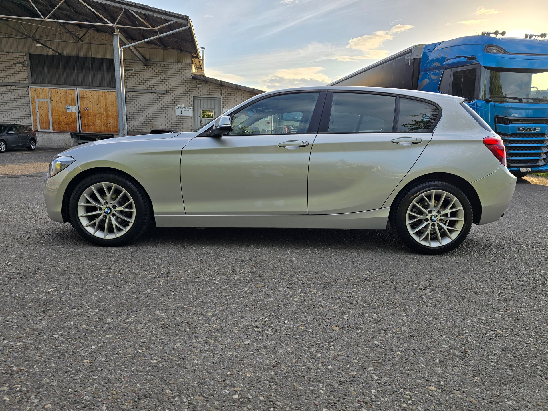 BMW 116i Urban Line-image-8