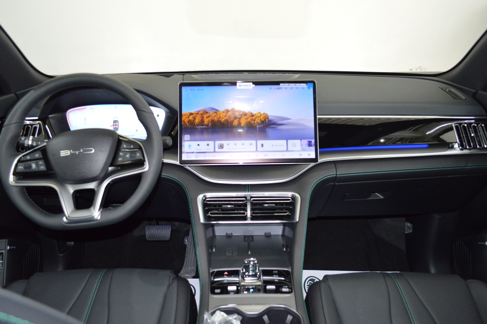 BYD Seal U DM-i Design AWD-image-6
