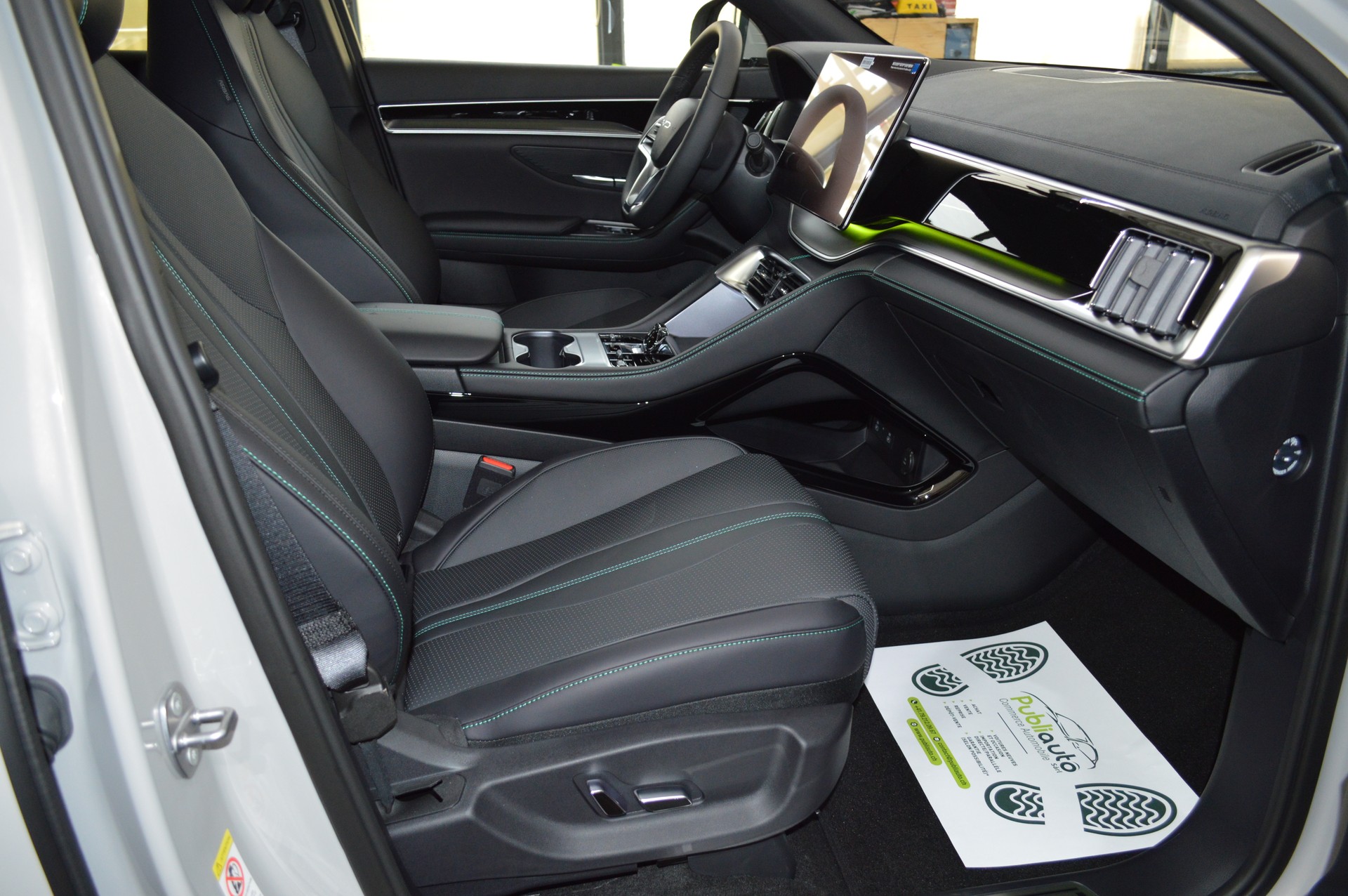 BYD Seal U DM-i Design AWD-image-7