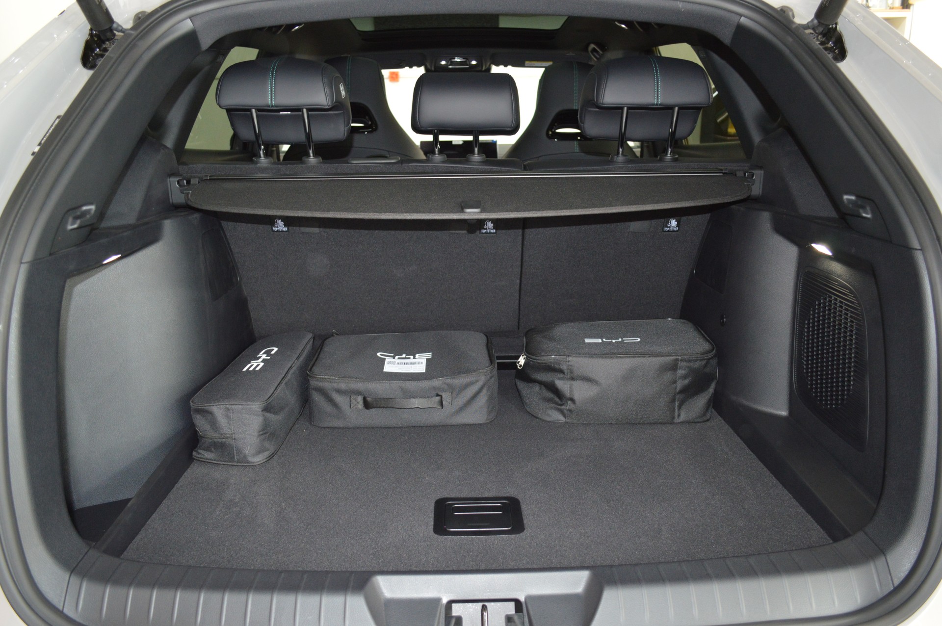 BYD Seal U DM-i Design AWD-image-14