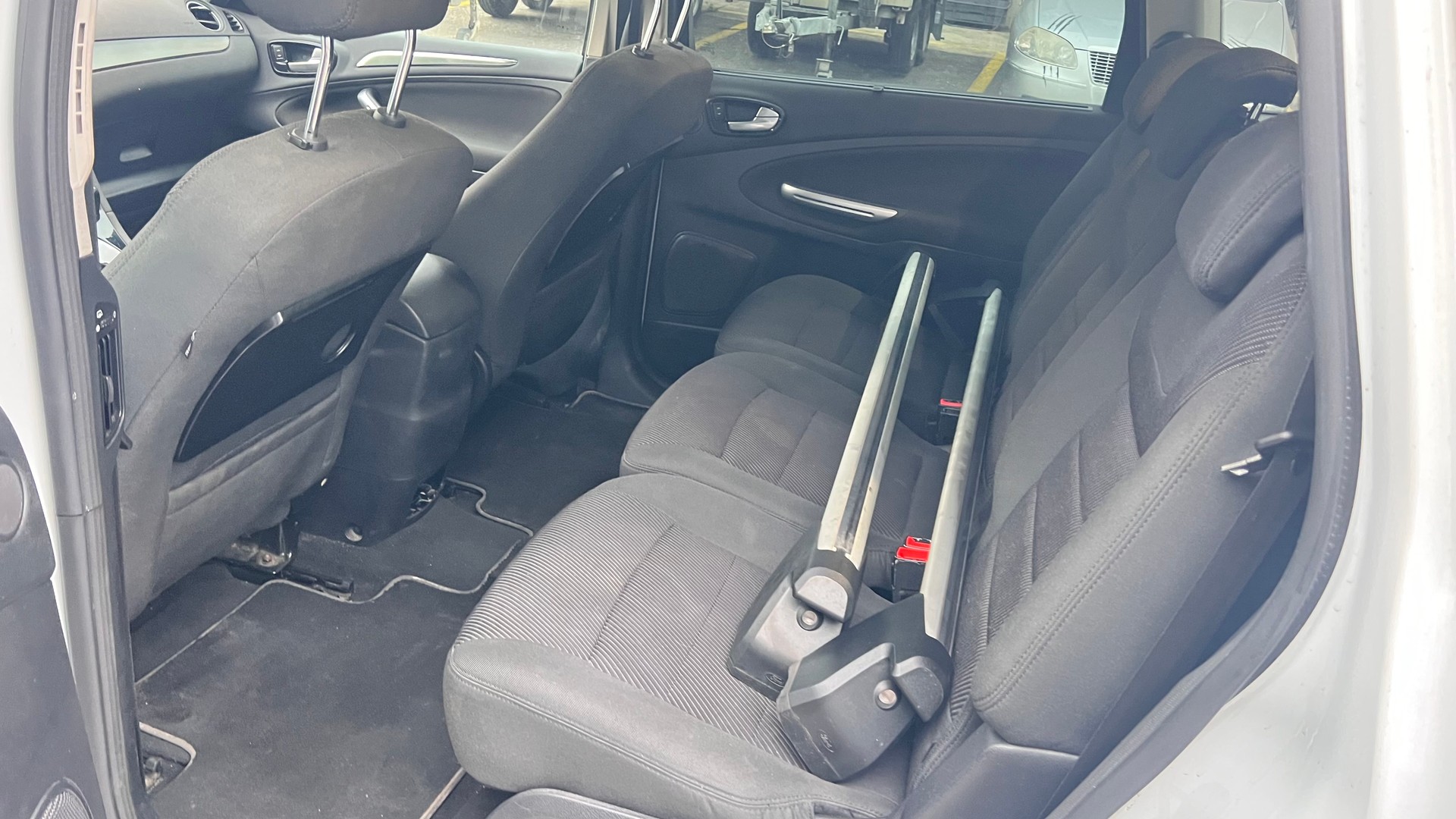 FORD S-Max 2.0 SCTi TitaniumS PowerShift-image-6