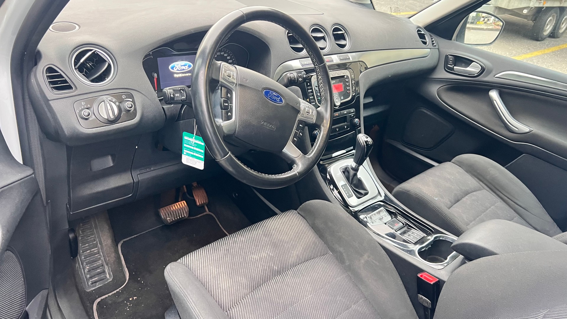 FORD S-Max 2.0 SCTi TitaniumS PowerShift-image-5