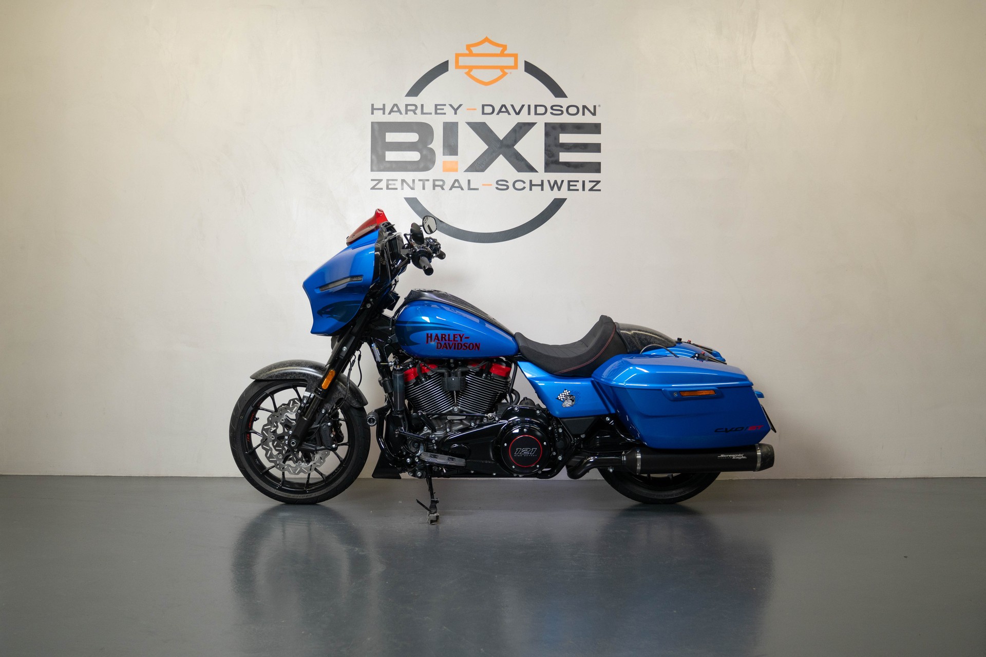 HARLEY-DAVIDSON FLHXSE Street Glide CVO 121-image-1