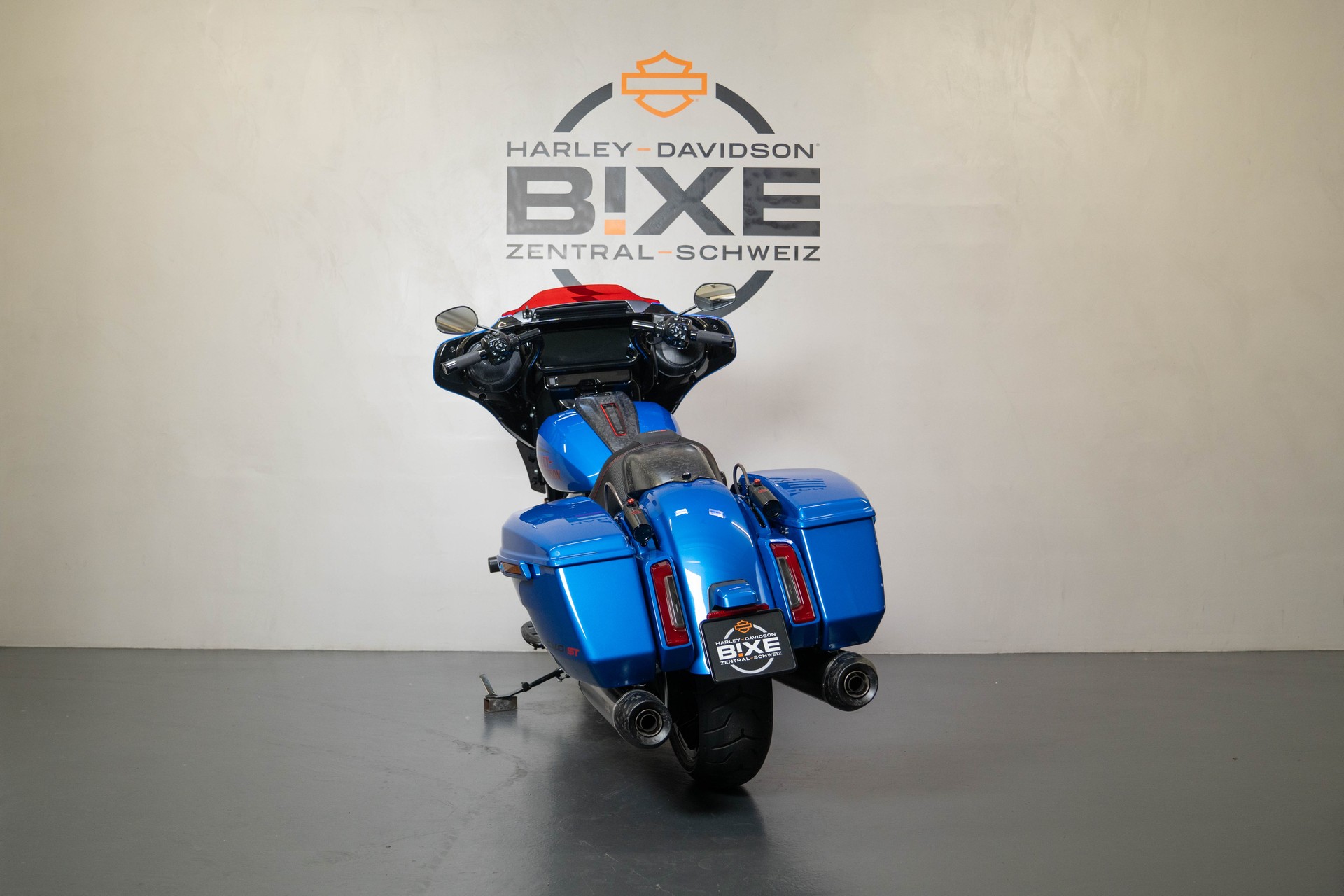 HARLEY-DAVIDSON FLHXSE Street Glide CVO 121-image-3
