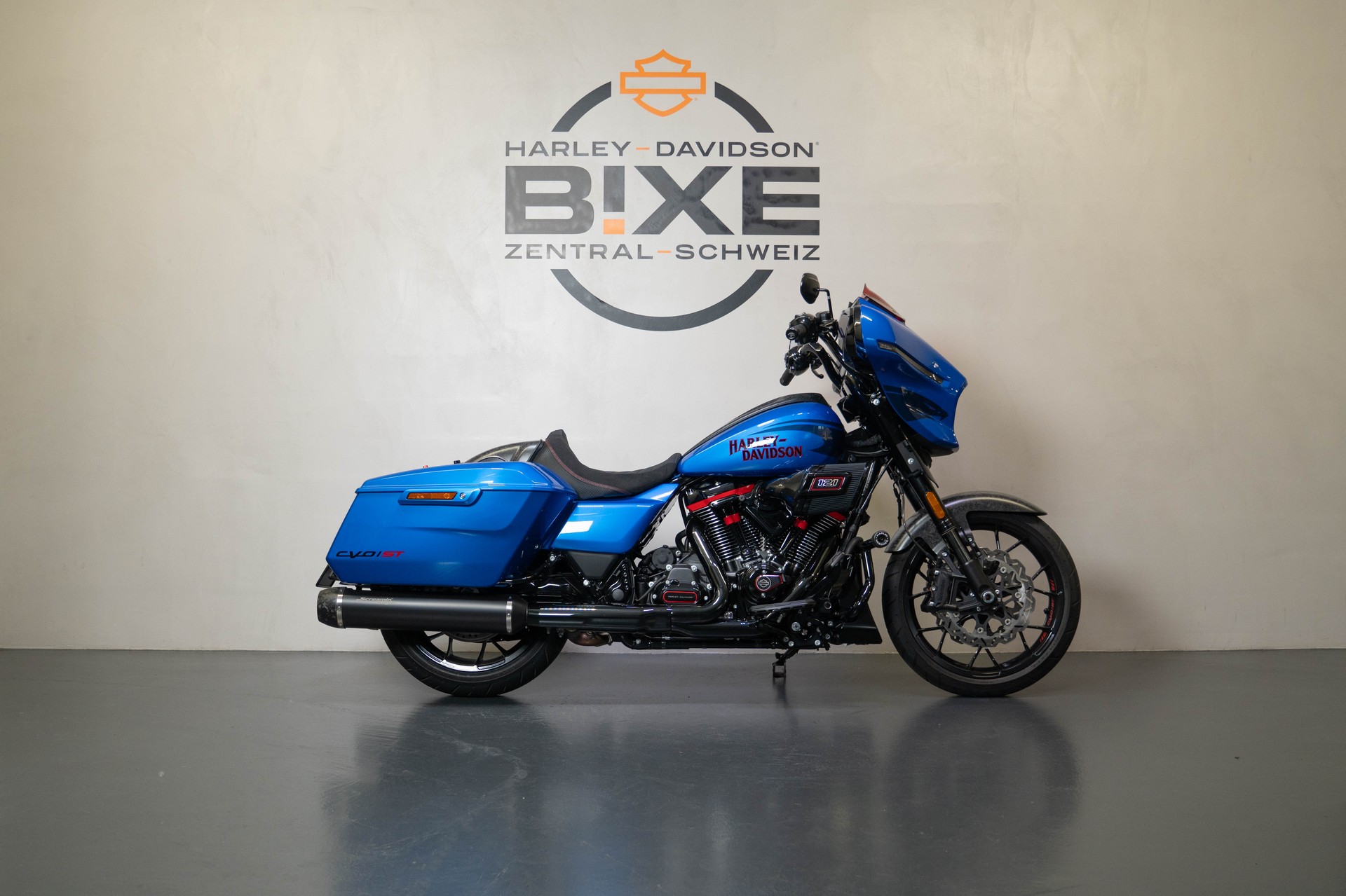 HARLEY-DAVIDSON FLHXSE Street Glide CVO 121-image-0