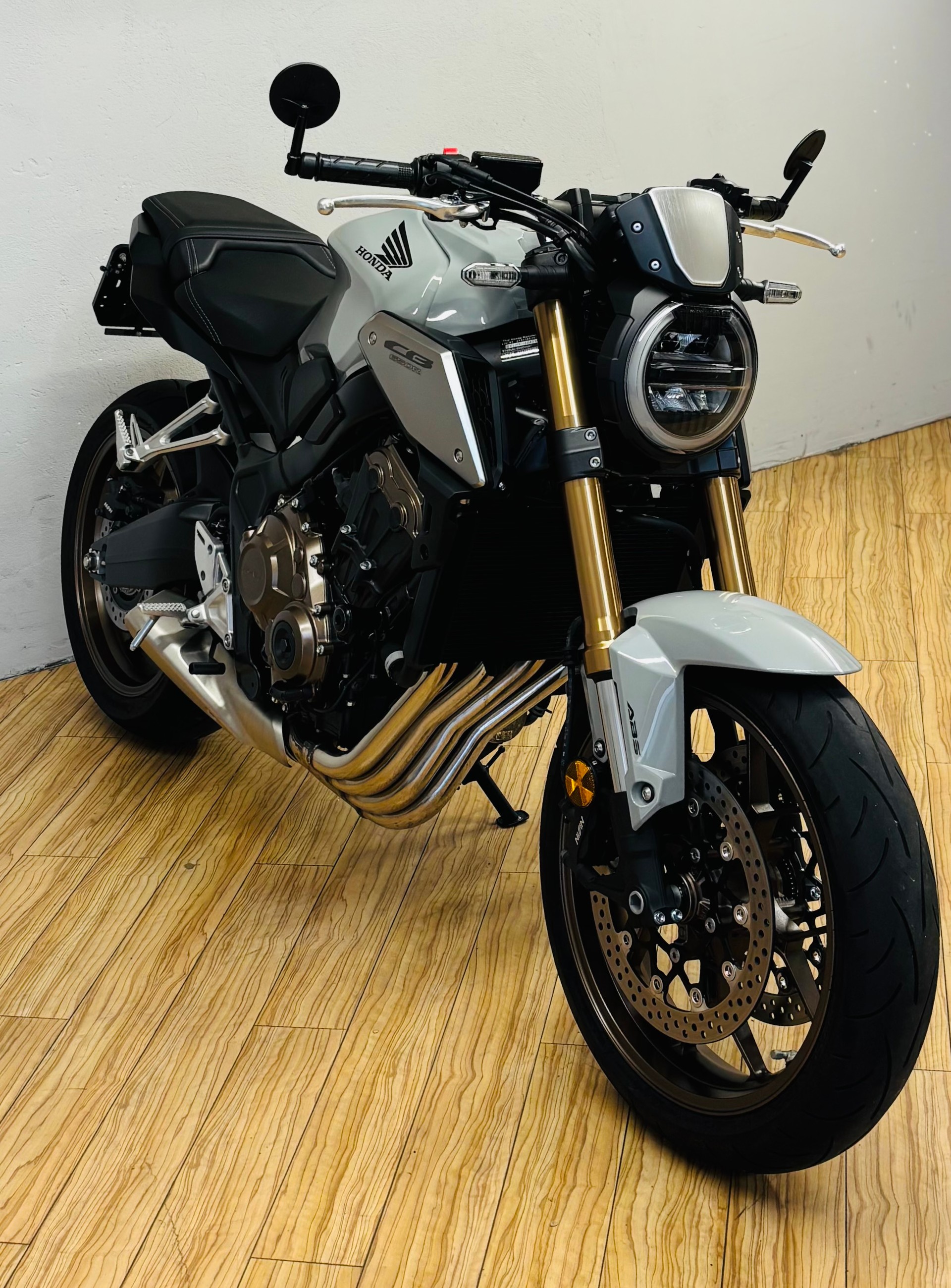 HONDA CB 650 R-image-0