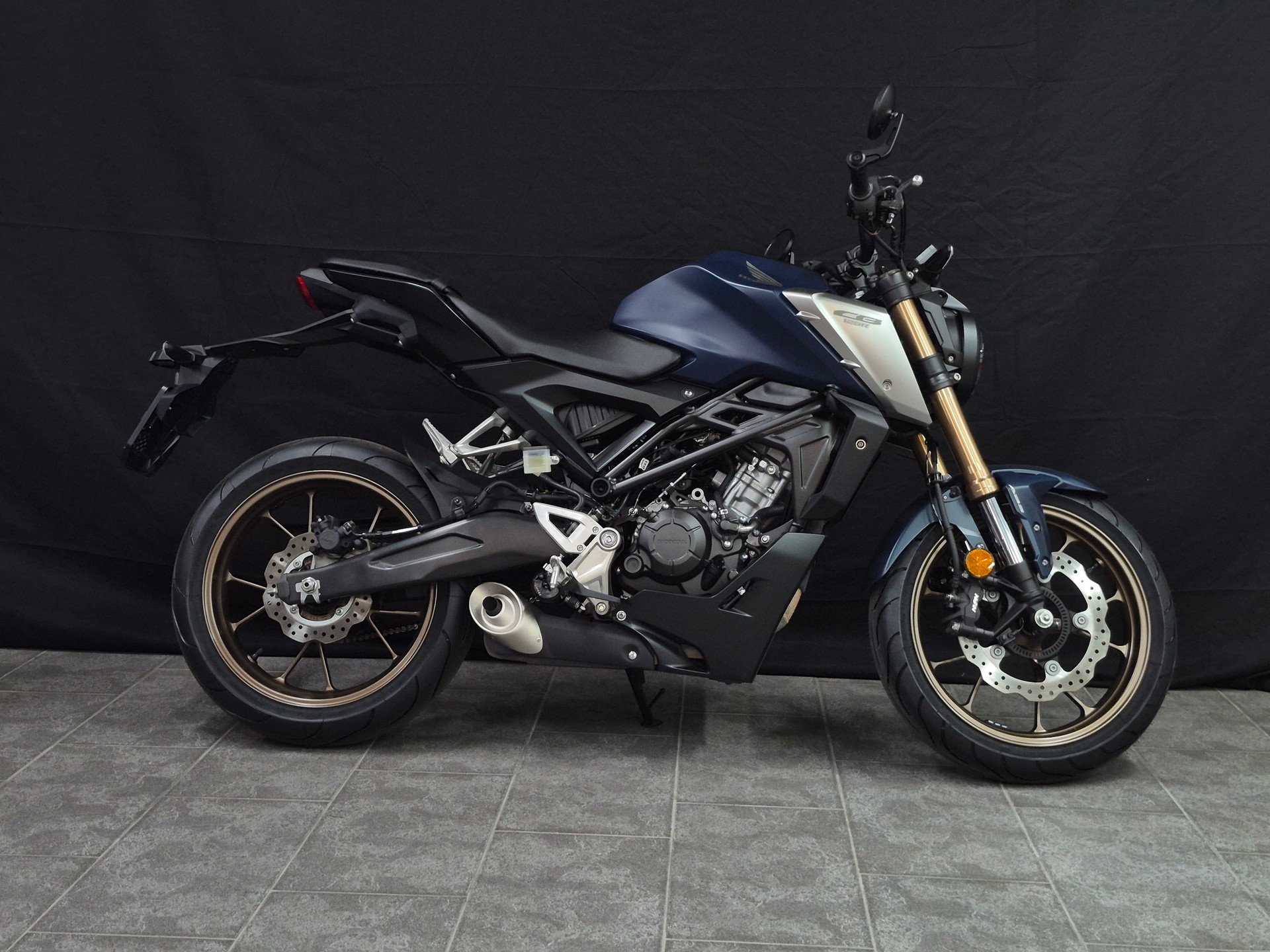 HONDA CB 125 R-image-5