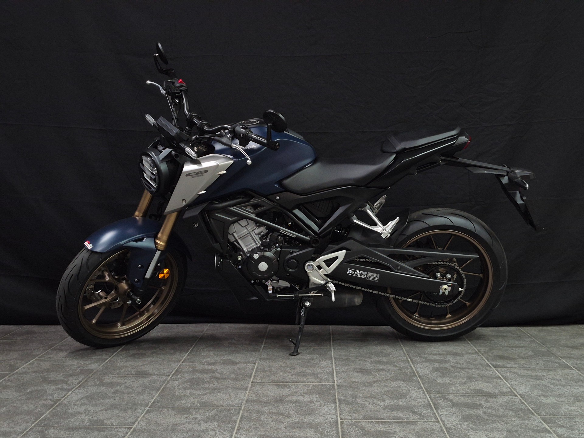 HONDA CB 125 R-image-4