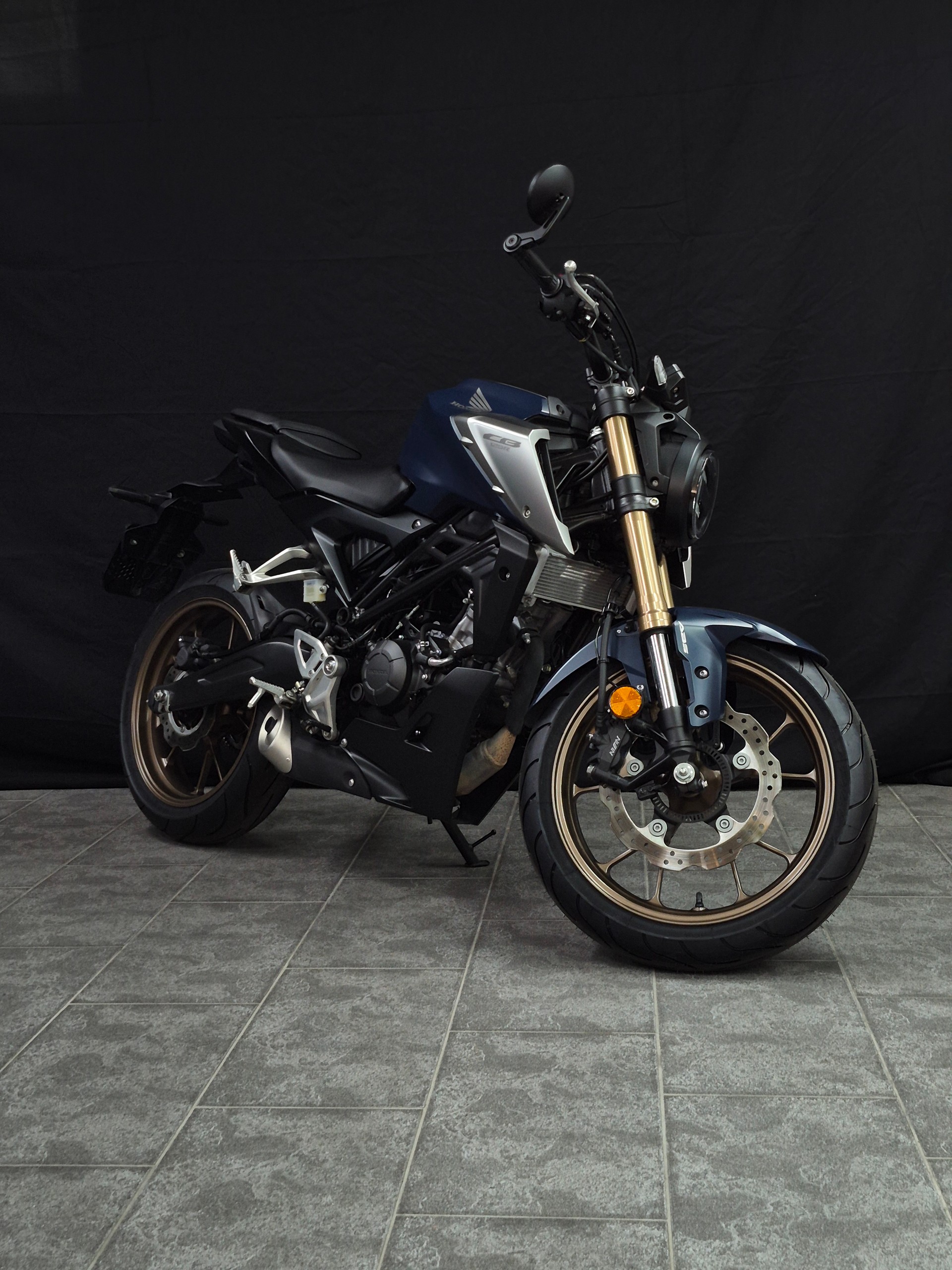 HONDA CB 125 R-image-1
