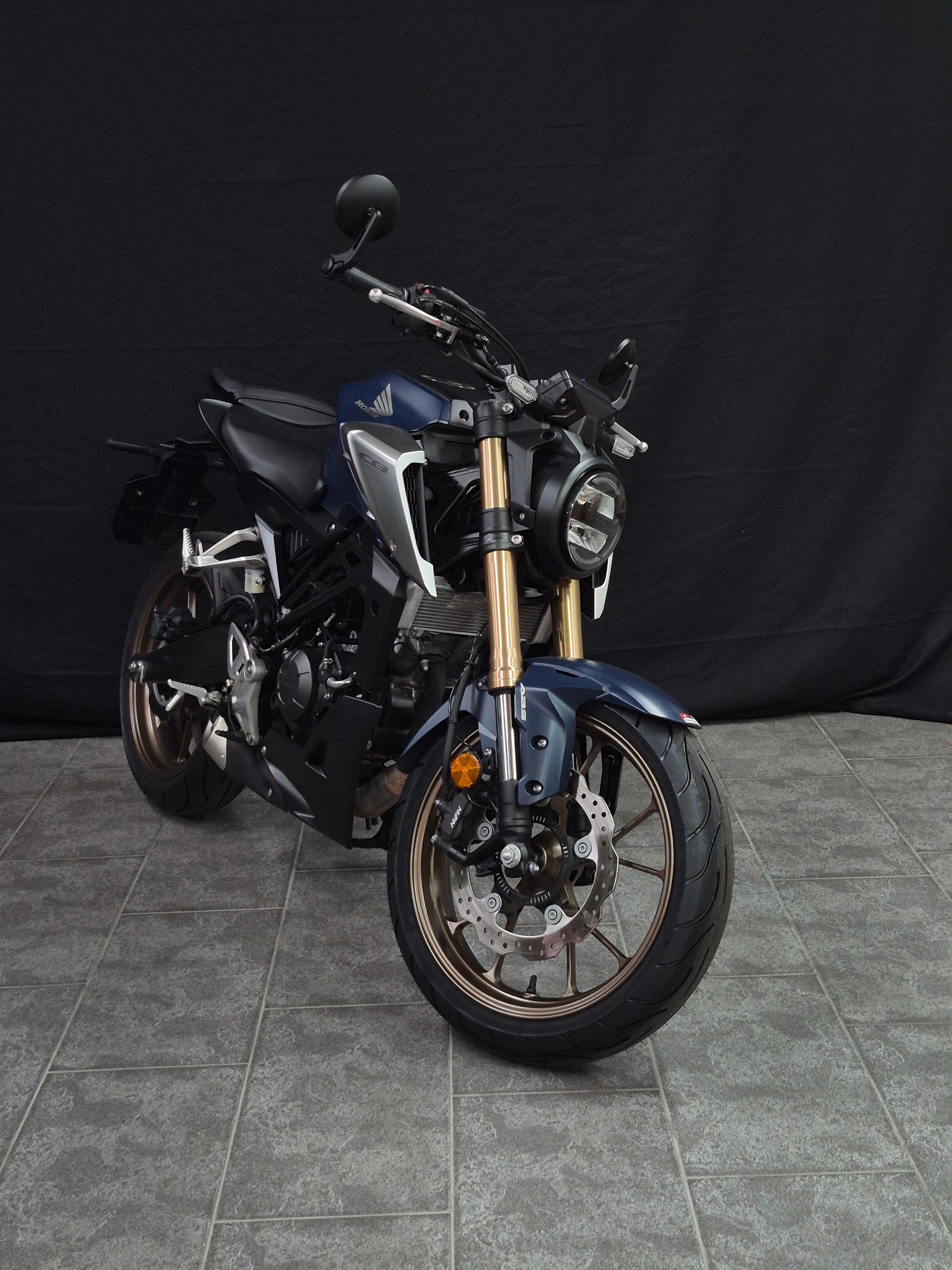 HONDA CB 125 R-image-15