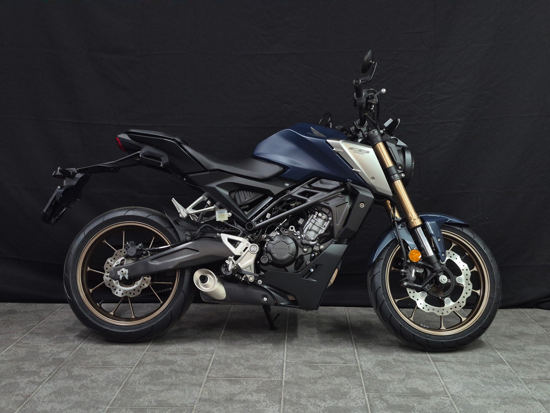 HONDA CB 125 R-image-3