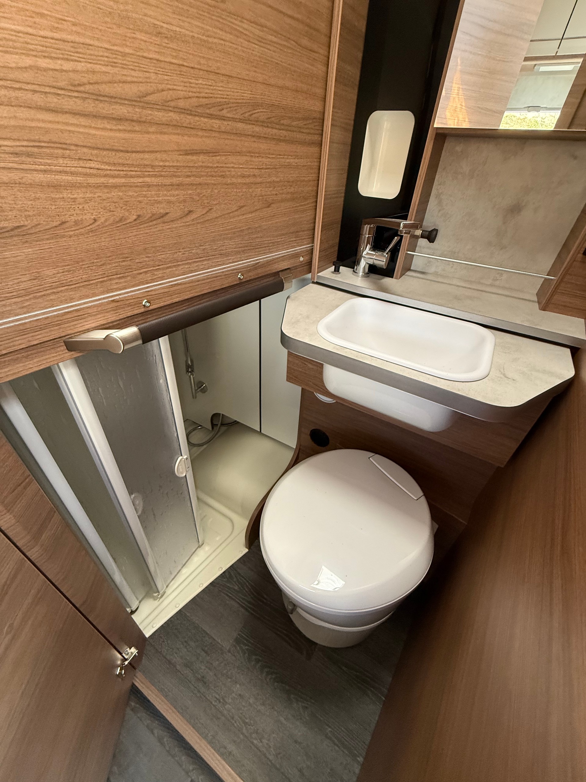 KNAUS Tourer van 500 mq-image-6