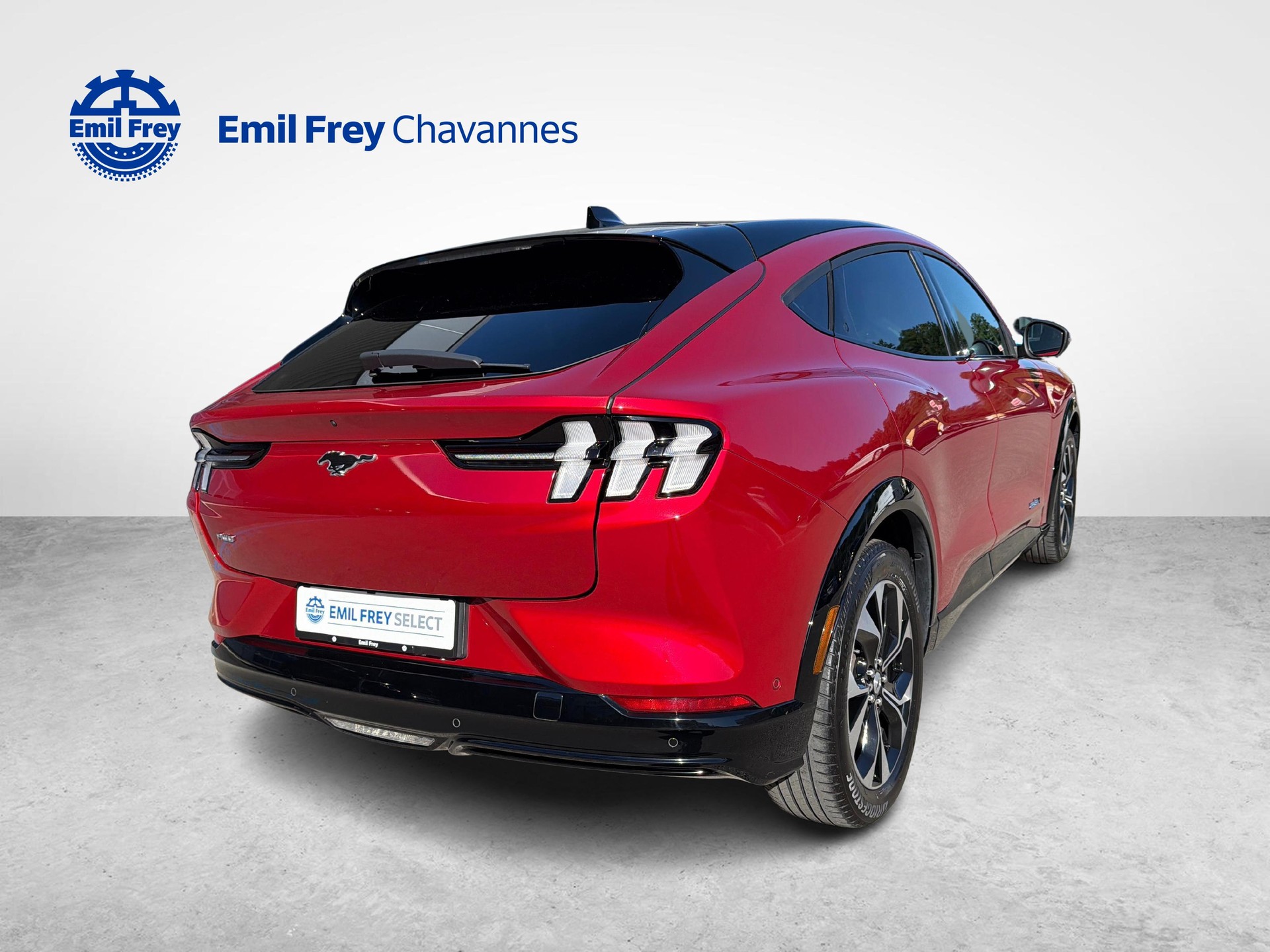 FORD Mustang Mach-E Extended AWD-showroom-element-3