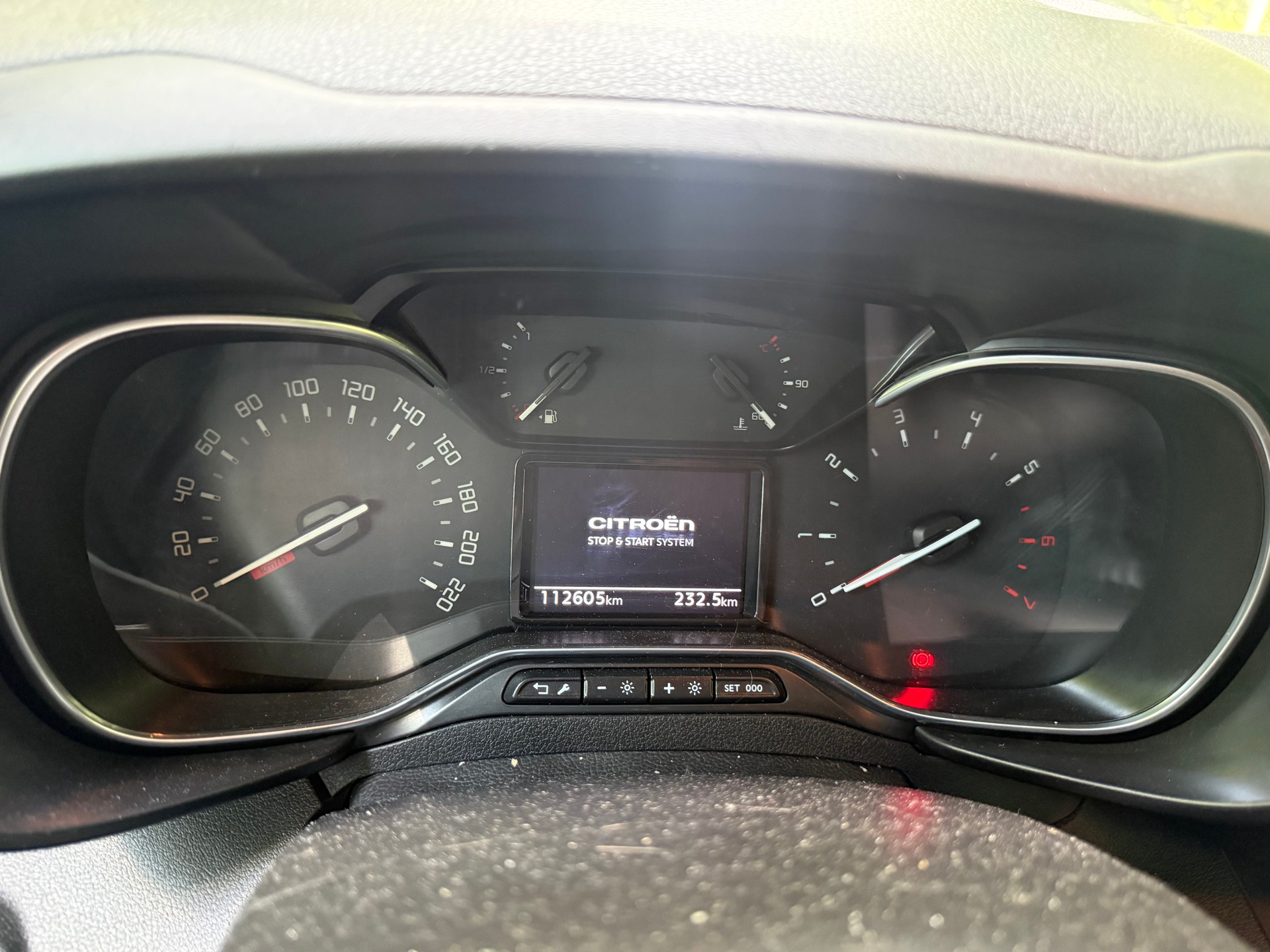 CITROEN Berlingo XL 1.2i PureTech Feel Pack EAT8-image-8