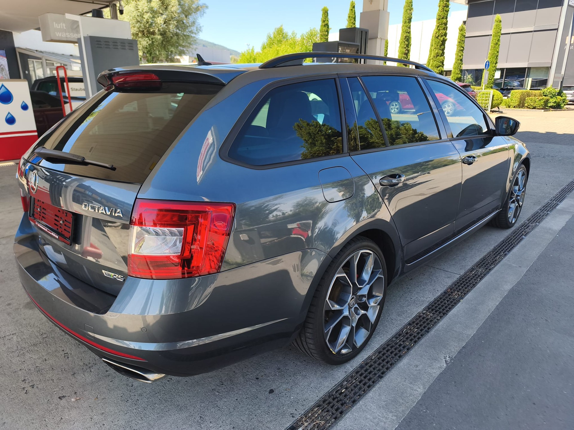 SKODA Octavia Combi 2.0 TSI RS DSG-showroom-element-3
