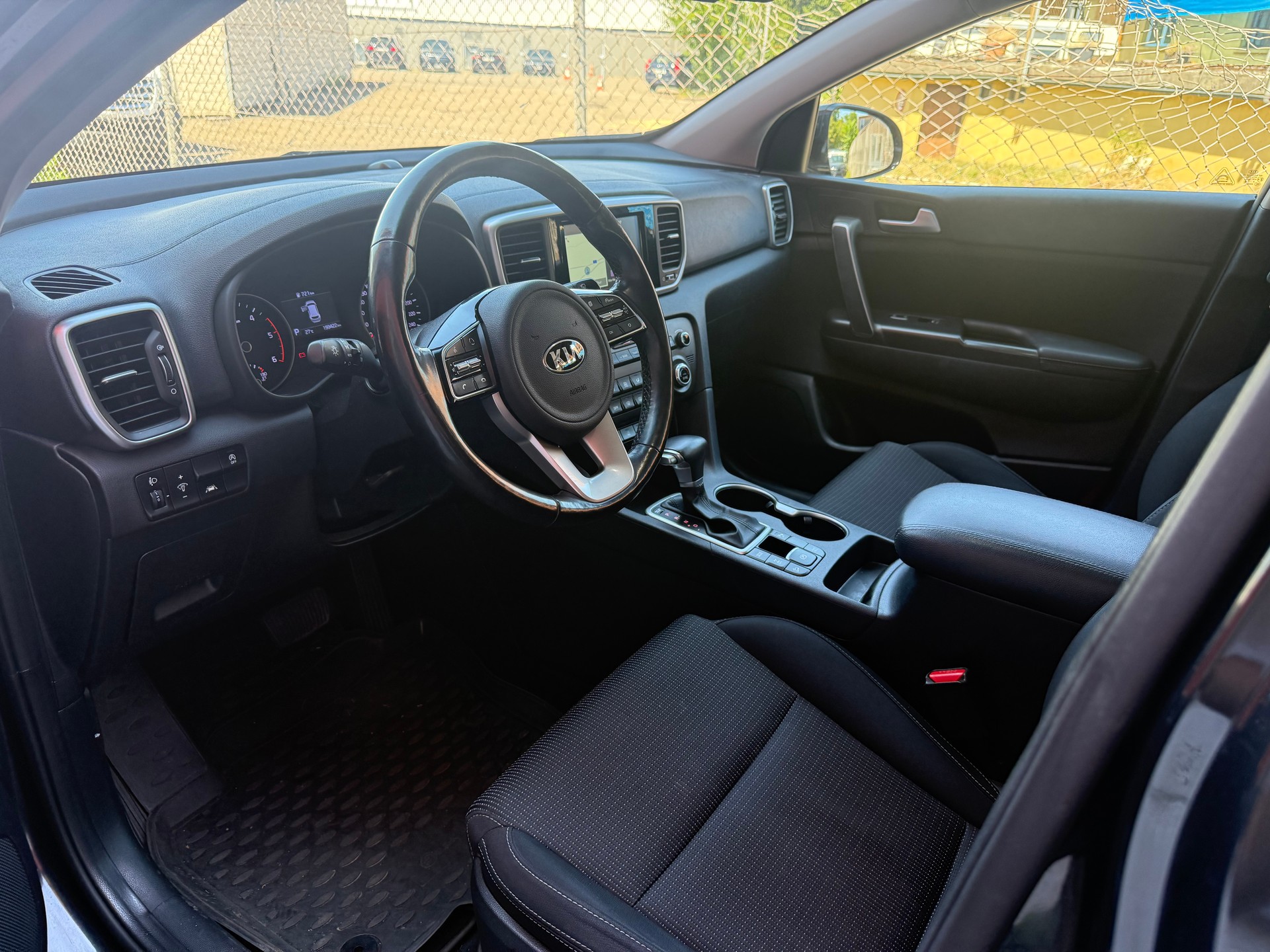 KIA Sportage 1.6CRDi Trend 4WD Automat-image-6